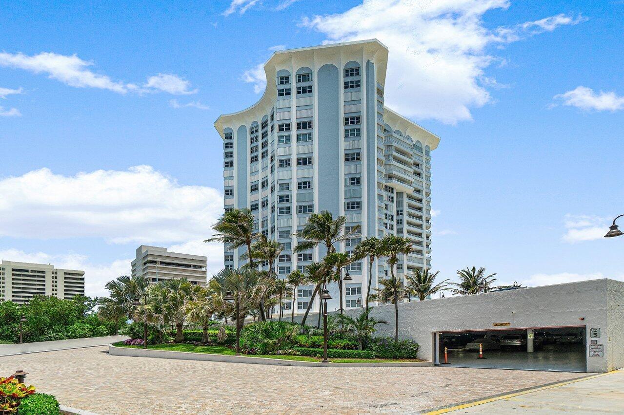 5200 N Ocean Drive 102 Property Photo 37