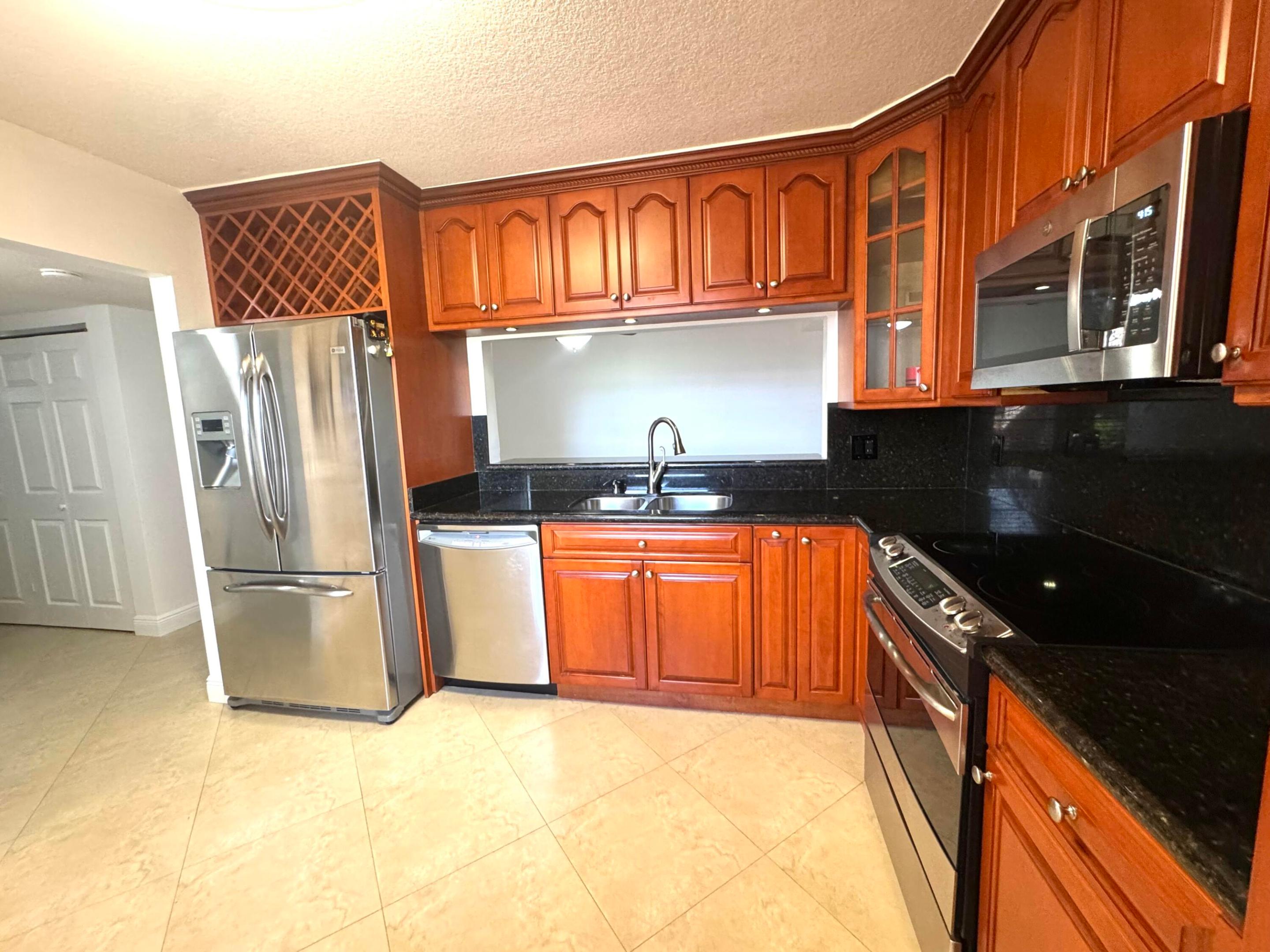130 Lake Nancy Drive 101 Property Photo 6