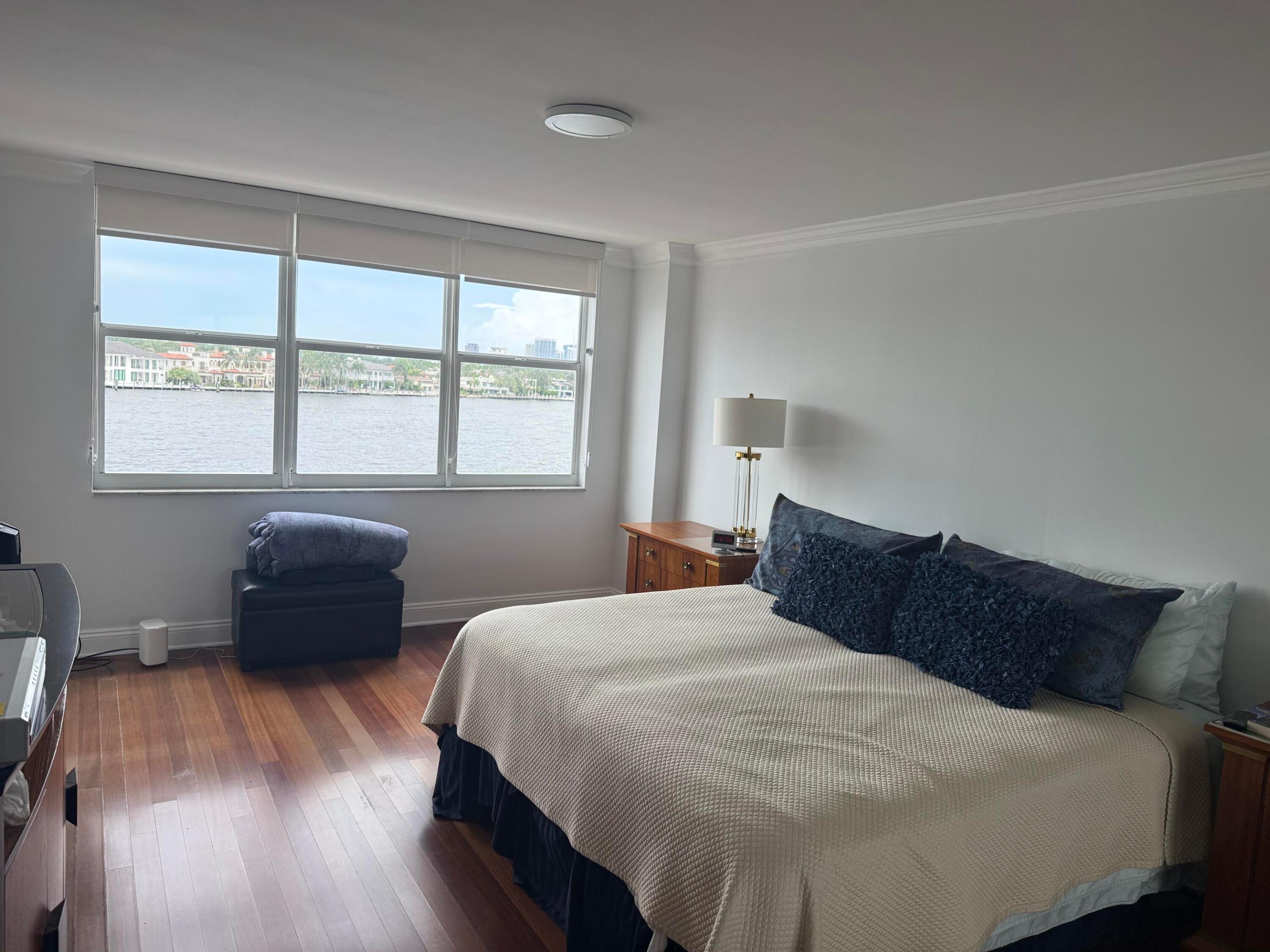 511 Bayshore Drive 405 Property Photo 5
