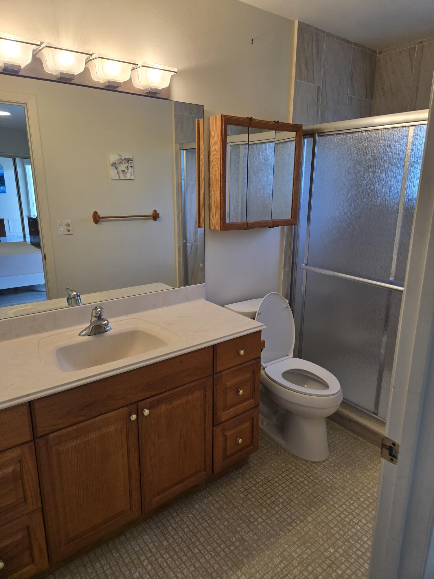 5126 Lakefront Boulevard D Property Photo 10