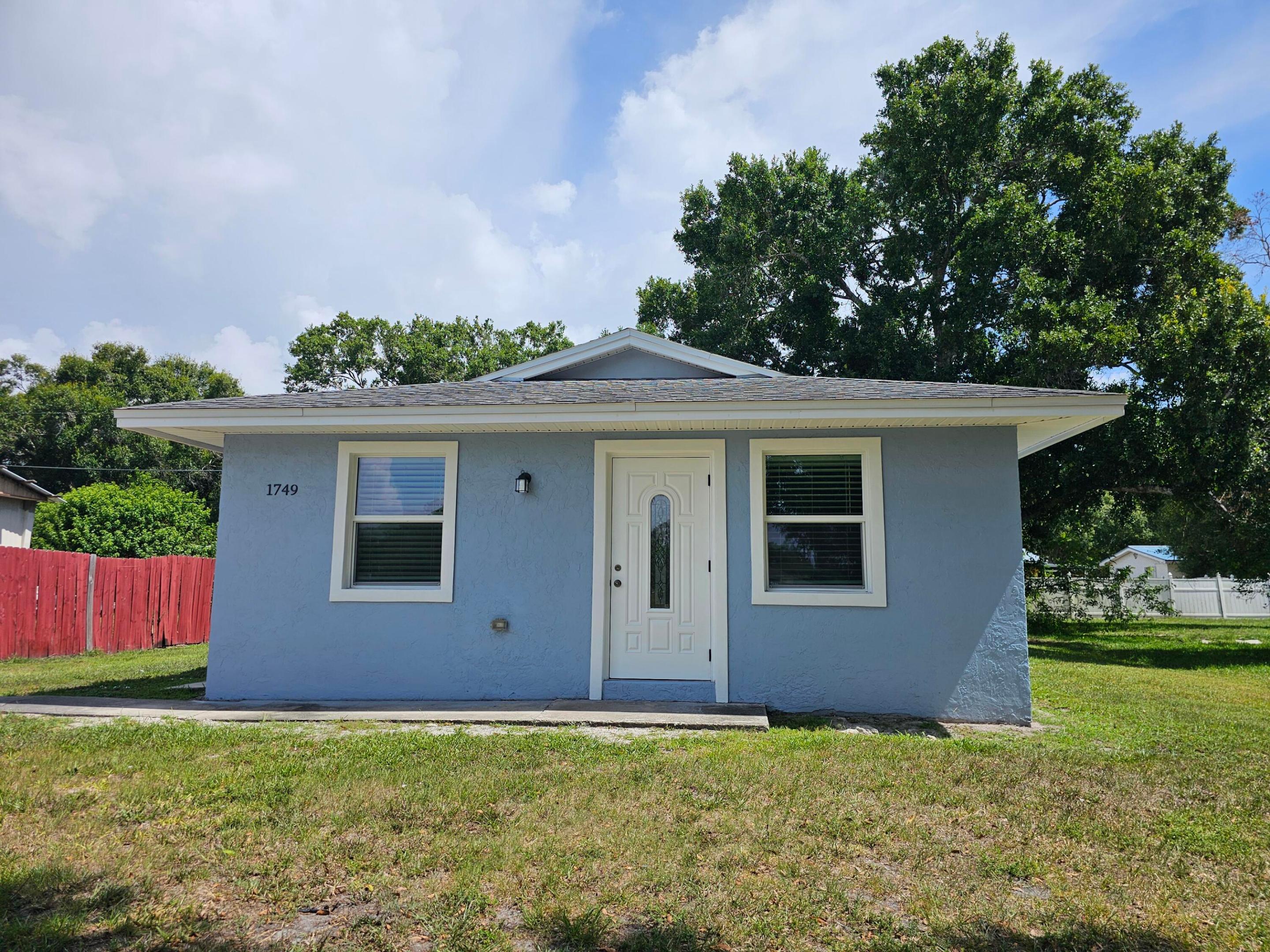1749 Ne 2nd Street Property Photo 7