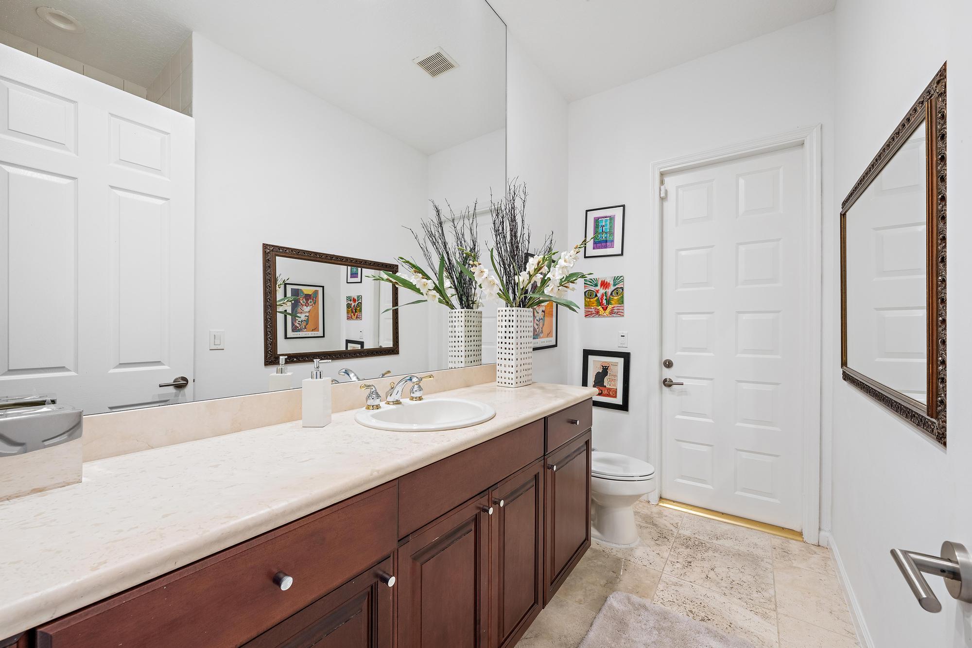 8080 Sandhill Court Property Photo 9