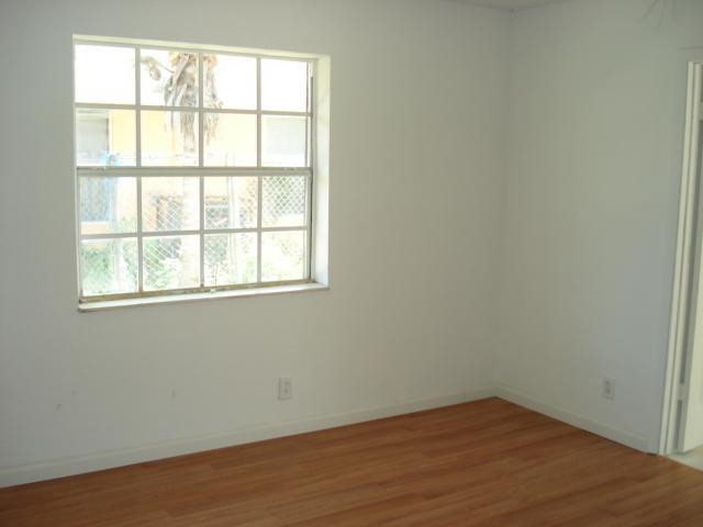 1880 Nw 8th Street Property Photo 8