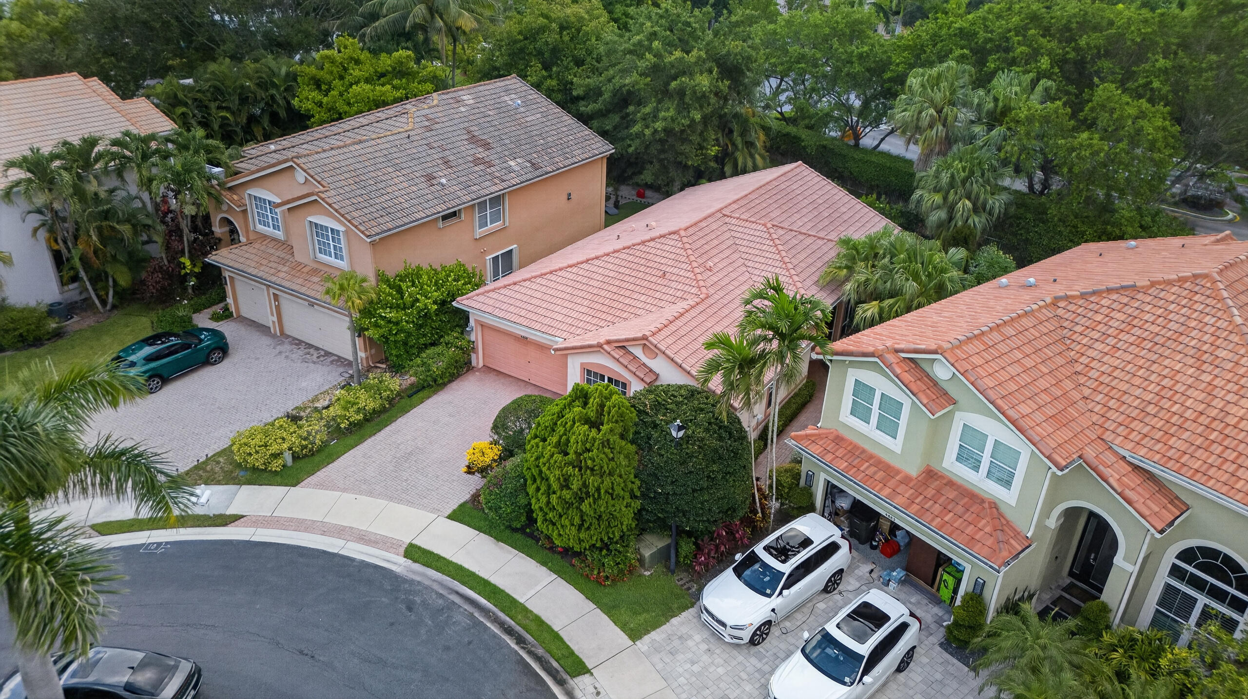 4889 N Classical Boulevard Property Photo 8