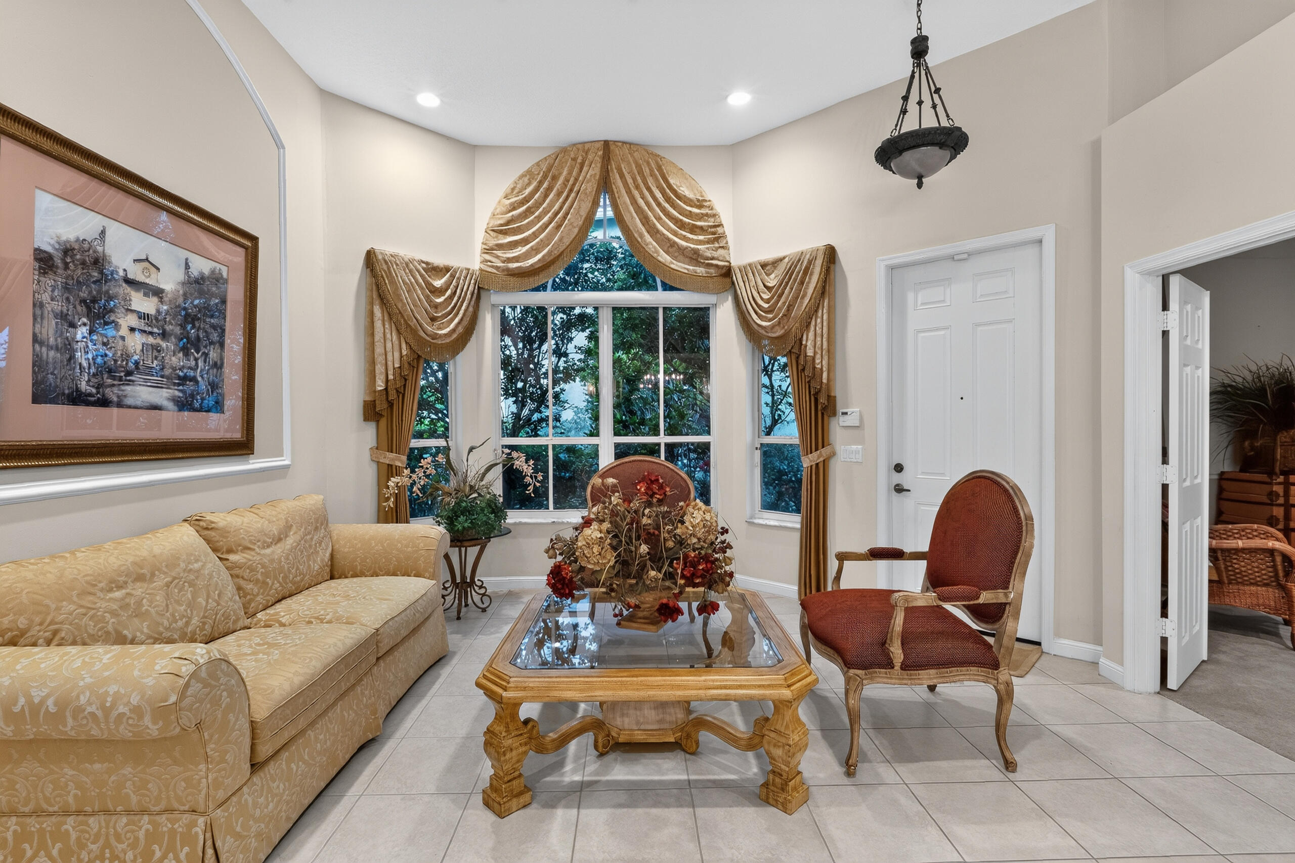 4889 N Classical Boulevard Property Photo 19