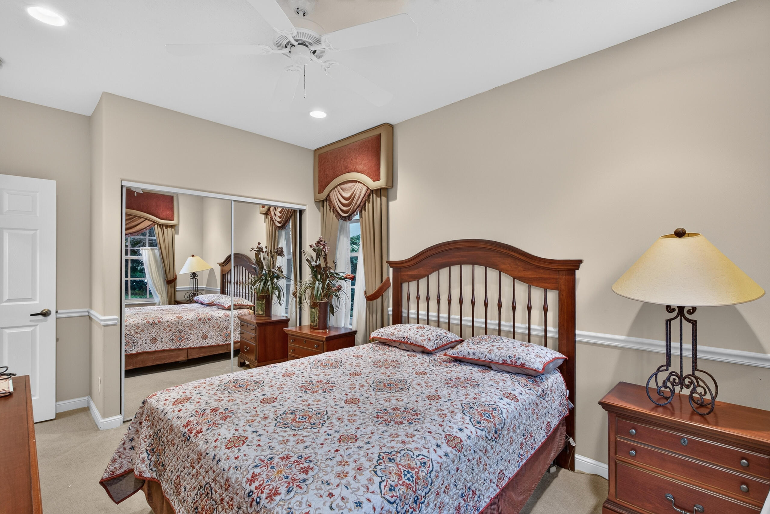 4889 N Classical Boulevard Property Photo 46