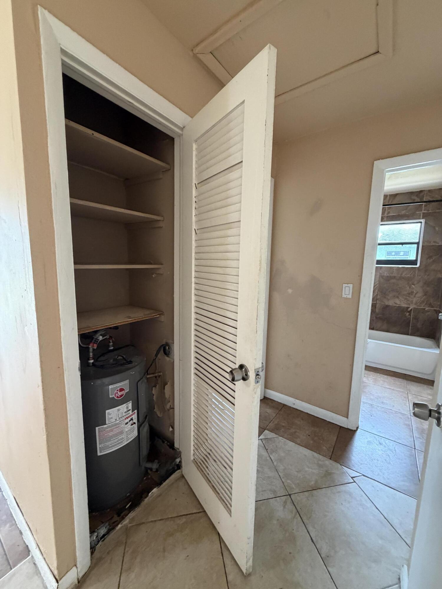 3243 Grove Road Property Photo 11