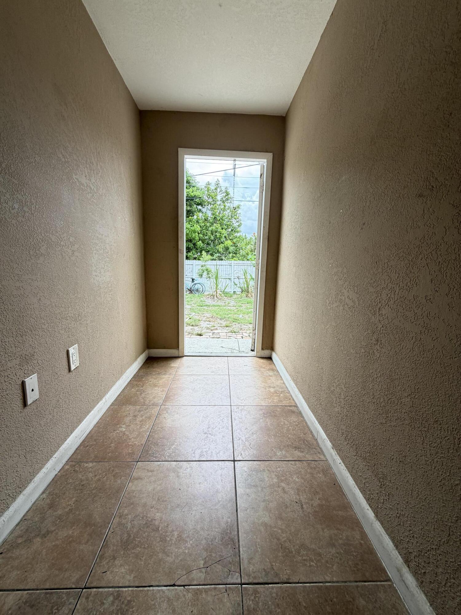3243 Grove Road Property Photo 25