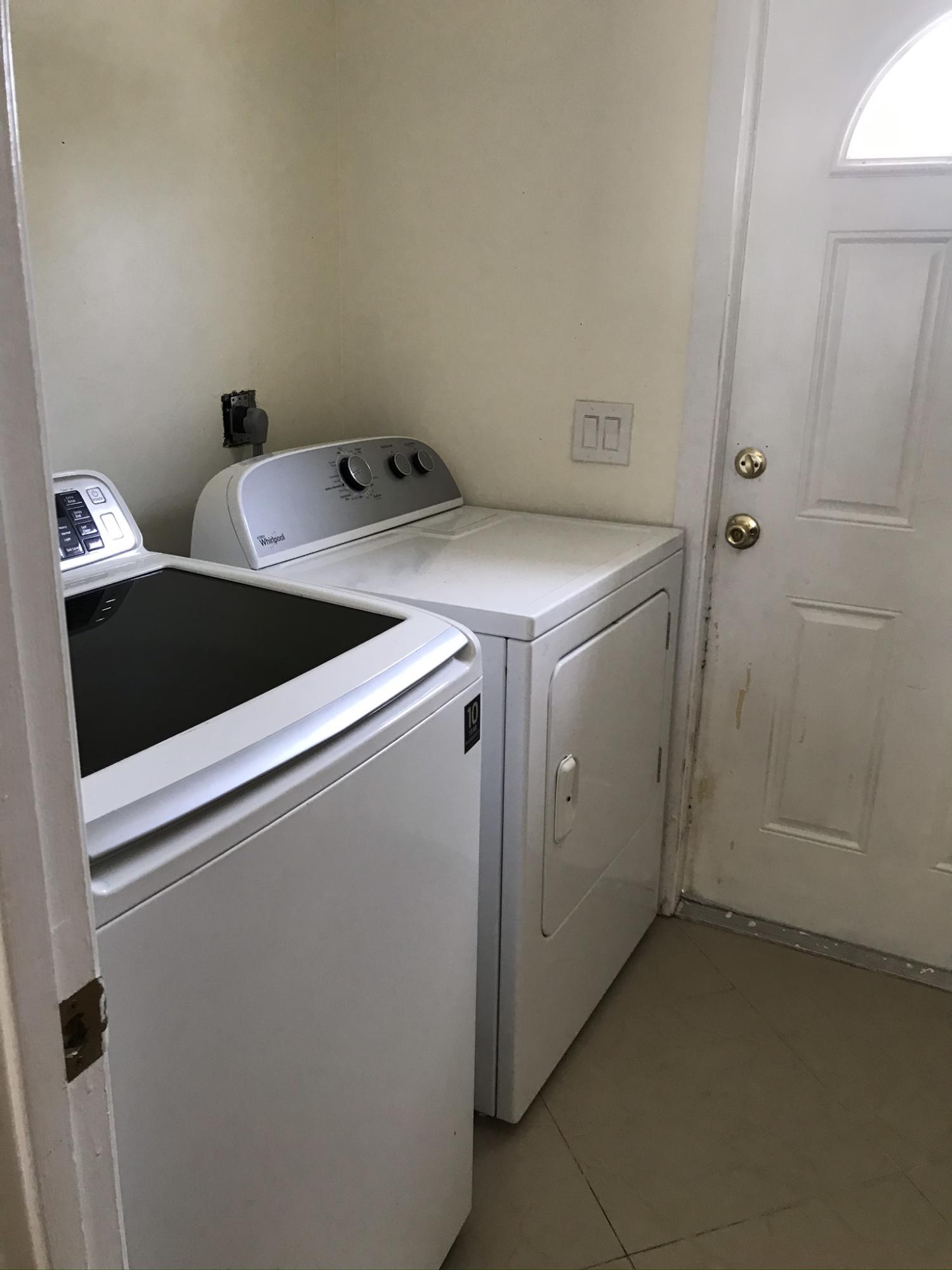 1534 Royal Forest Court Property Photo 8