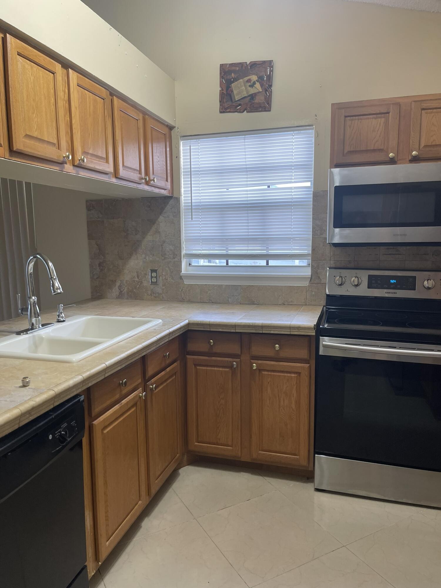 1534 Royal Forest Court Property Photo 22