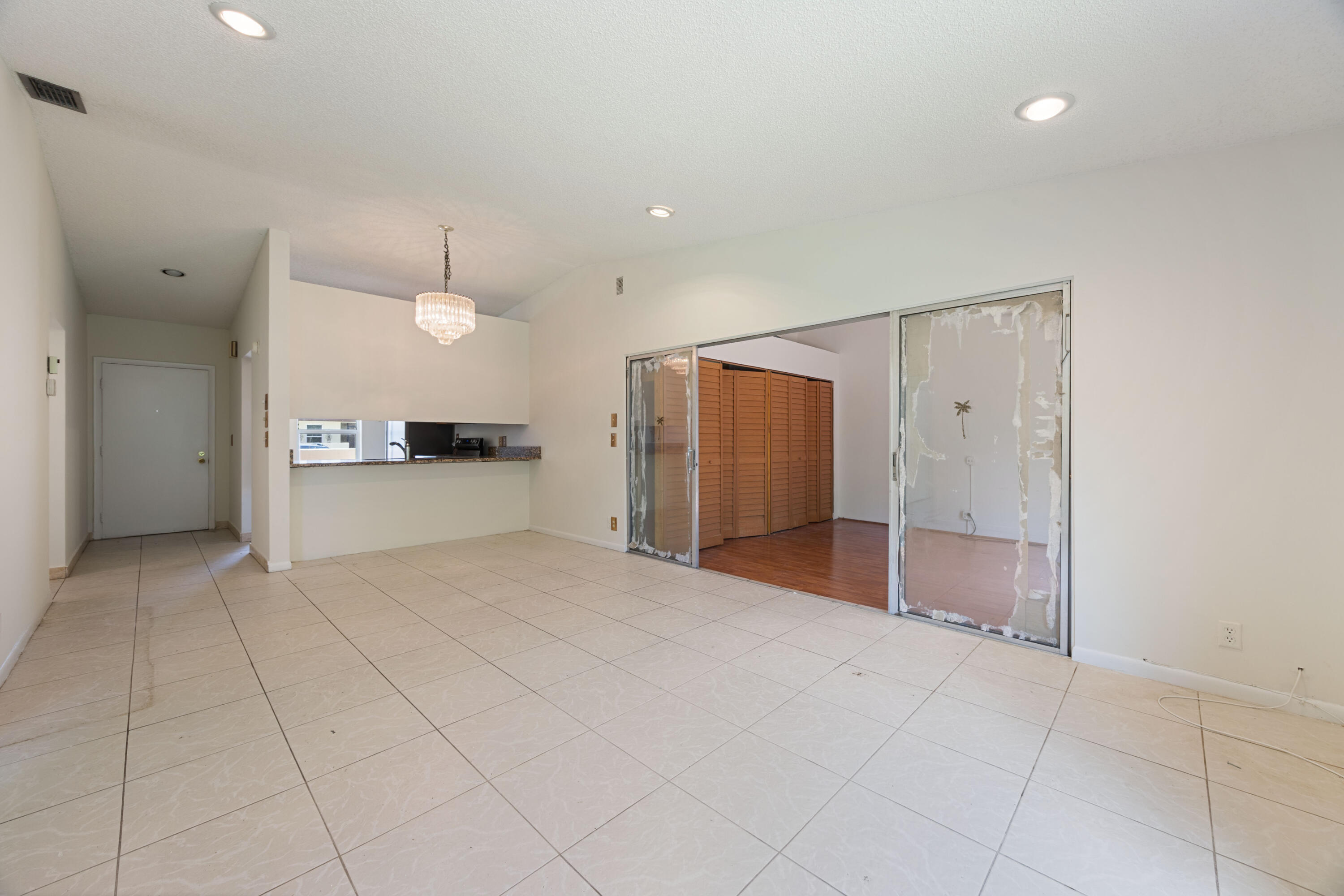 5227 Copperleaf Circle Property Photo 7