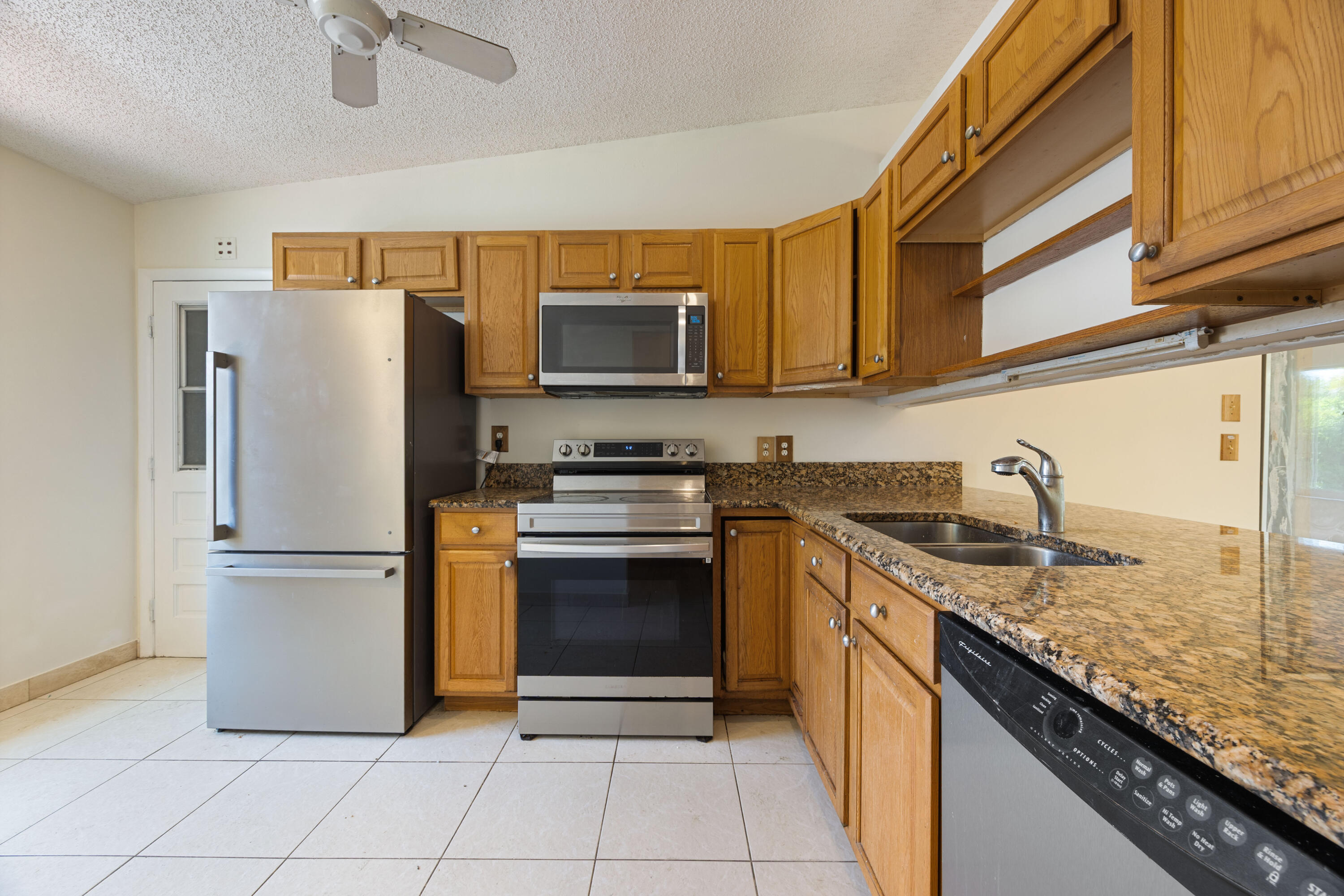 5227 Copperleaf Circle Property Photo 8