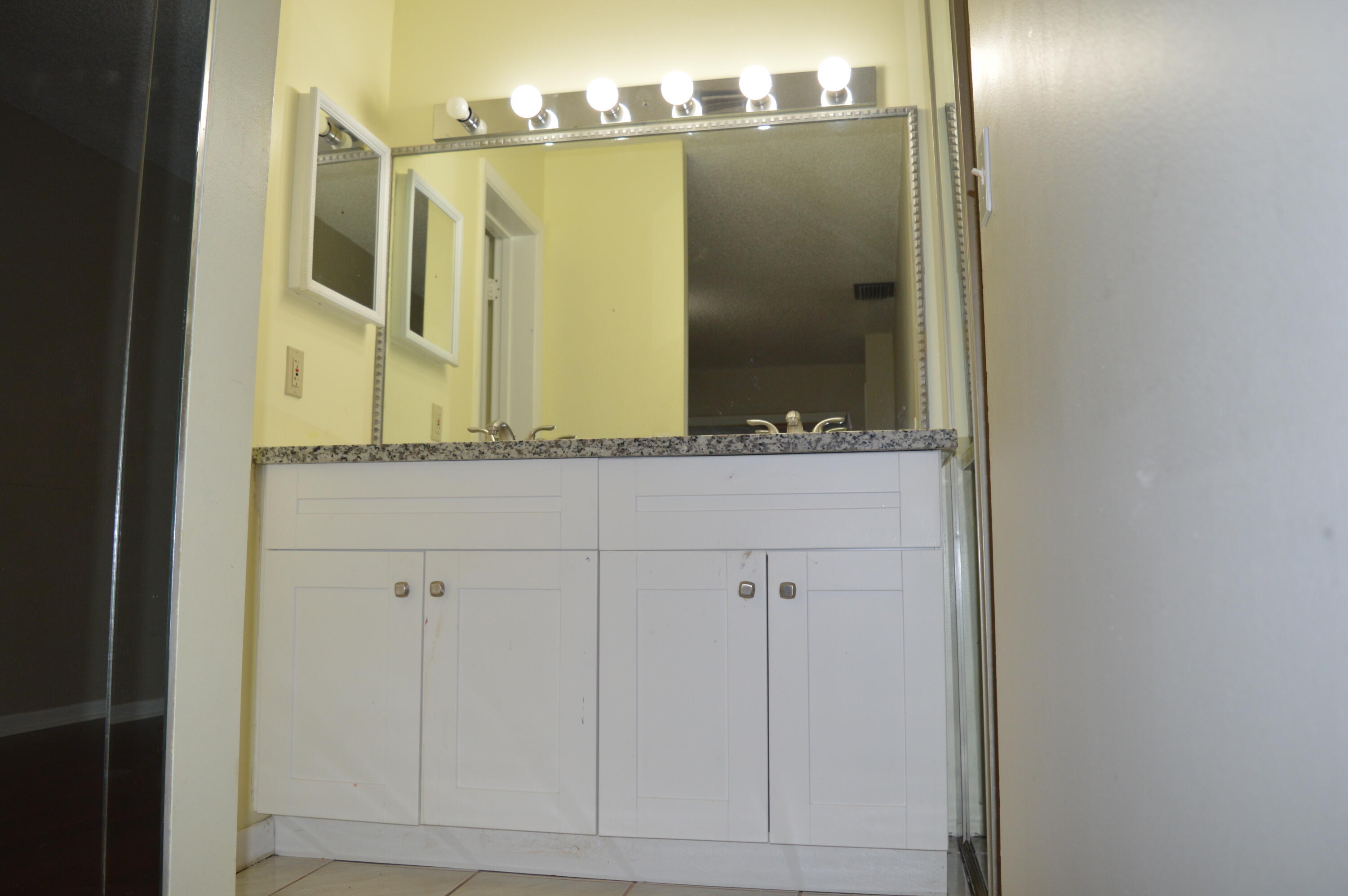 3511 Cocoplum Circle Property Photo 18