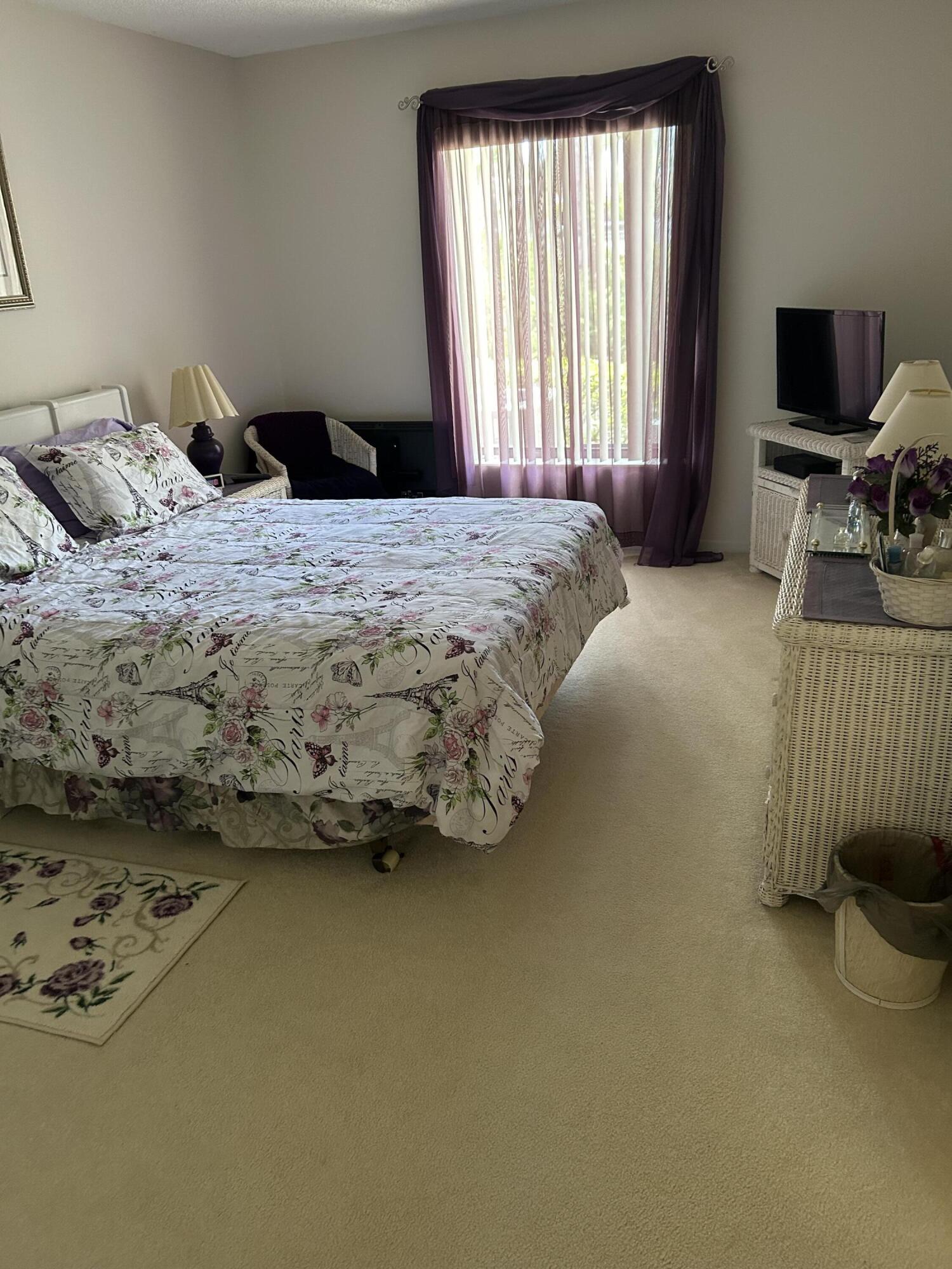 1485 Sw Silver Pine Way Property Photo 4
