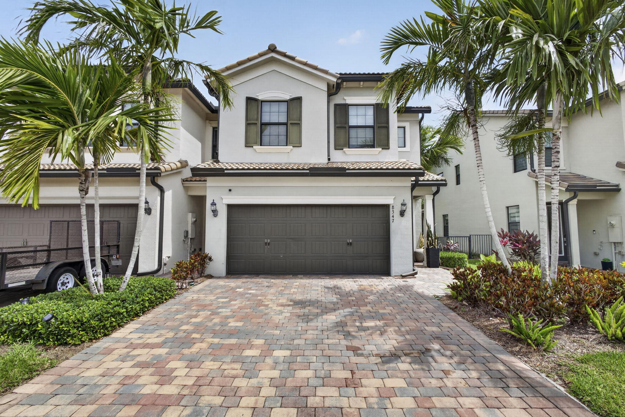 8347 Cadre Noir Road Property Photo 1