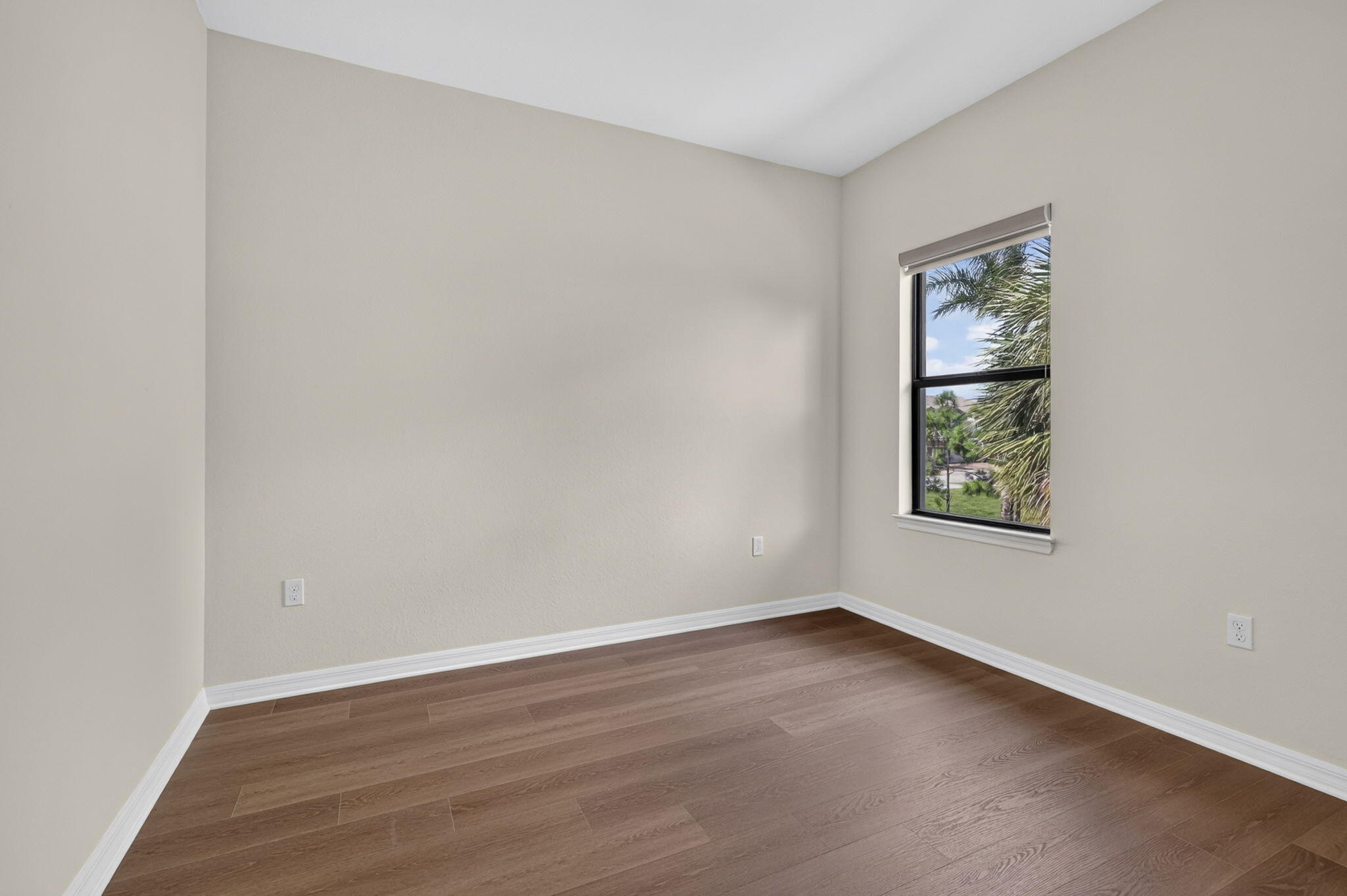 8347 Cadre Noir Road Property Photo 23
