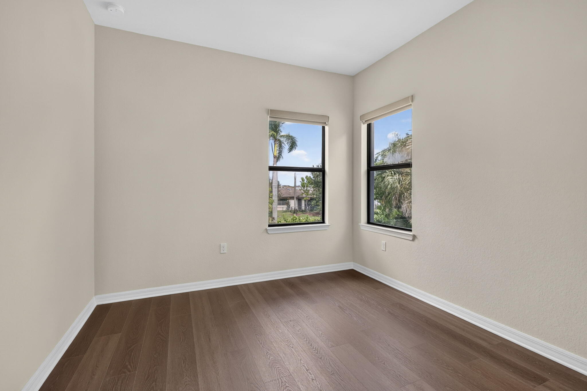8347 Cadre Noir Road Property Photo 26