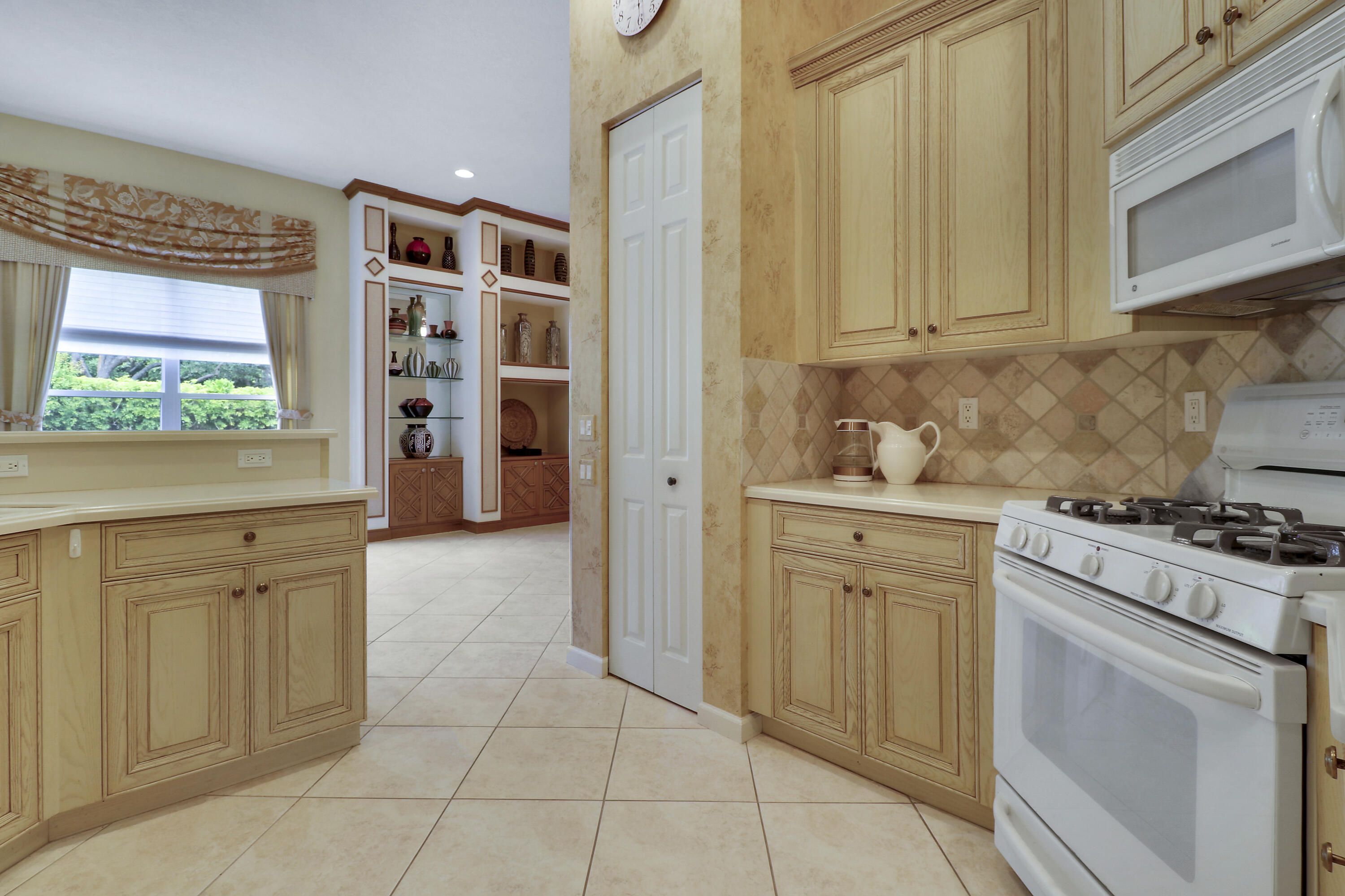 108 Nw Lawton Road Property Photo 11