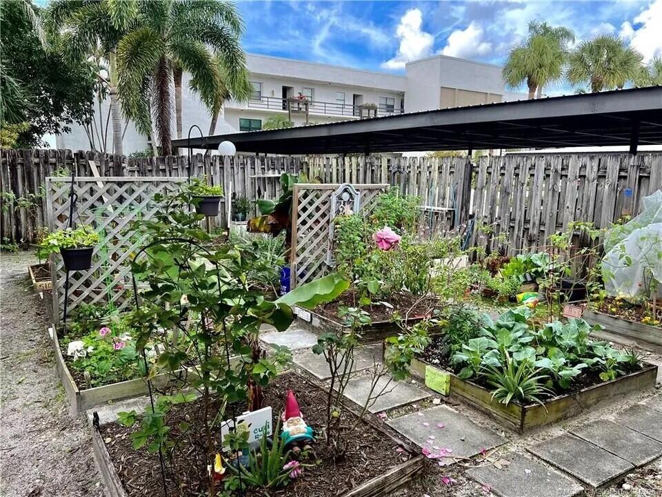 1950 Sw Palm City Road 9102 Property Photo 49