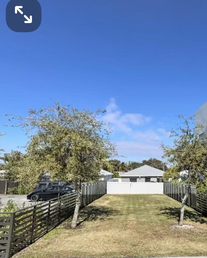 514 Foster Road Property Photo 2