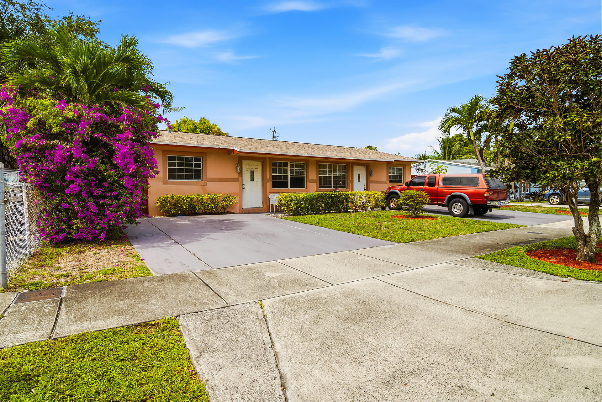 550 NE 37th Street 1-2