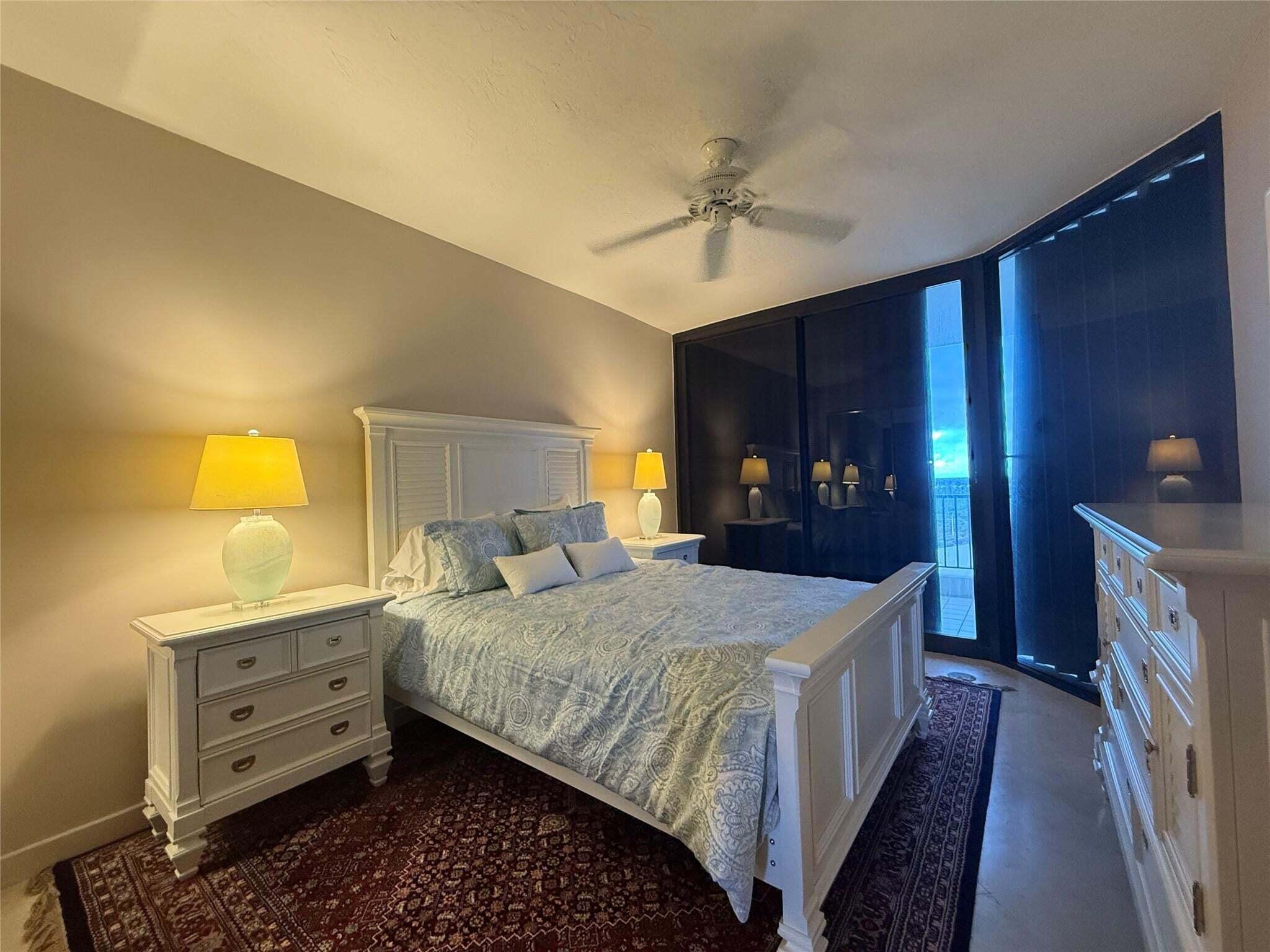 800 Ocean Drive 1104 Property Photo 29