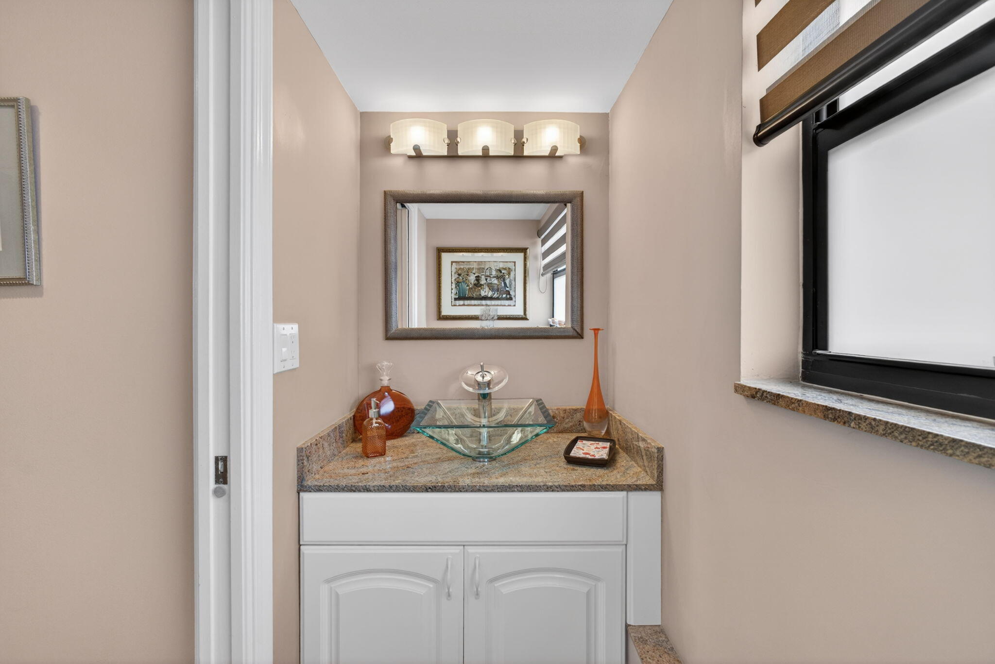 364 Golfview Road 506 Property Photo 5