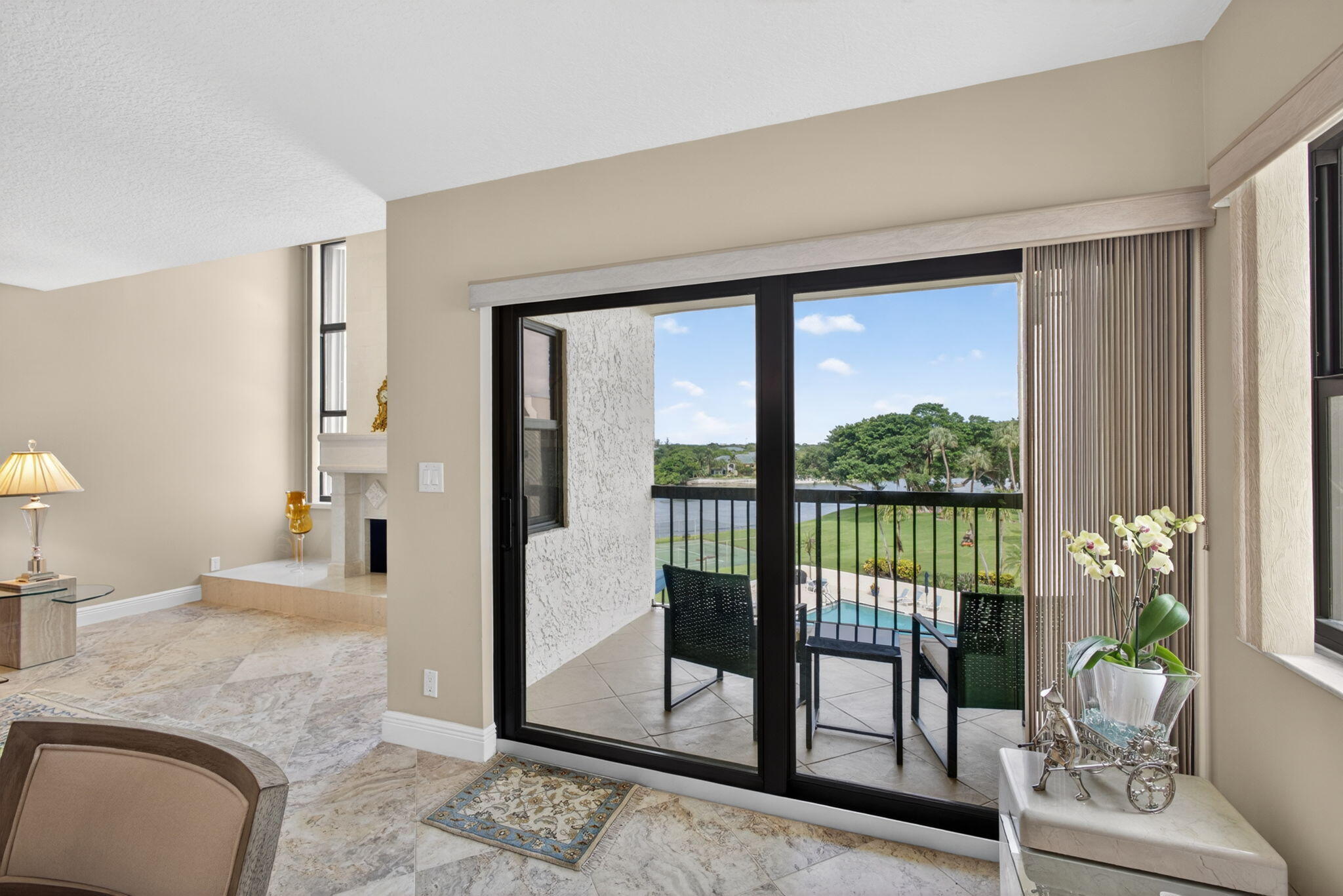 364 Golfview Road 506 Property Photo 17