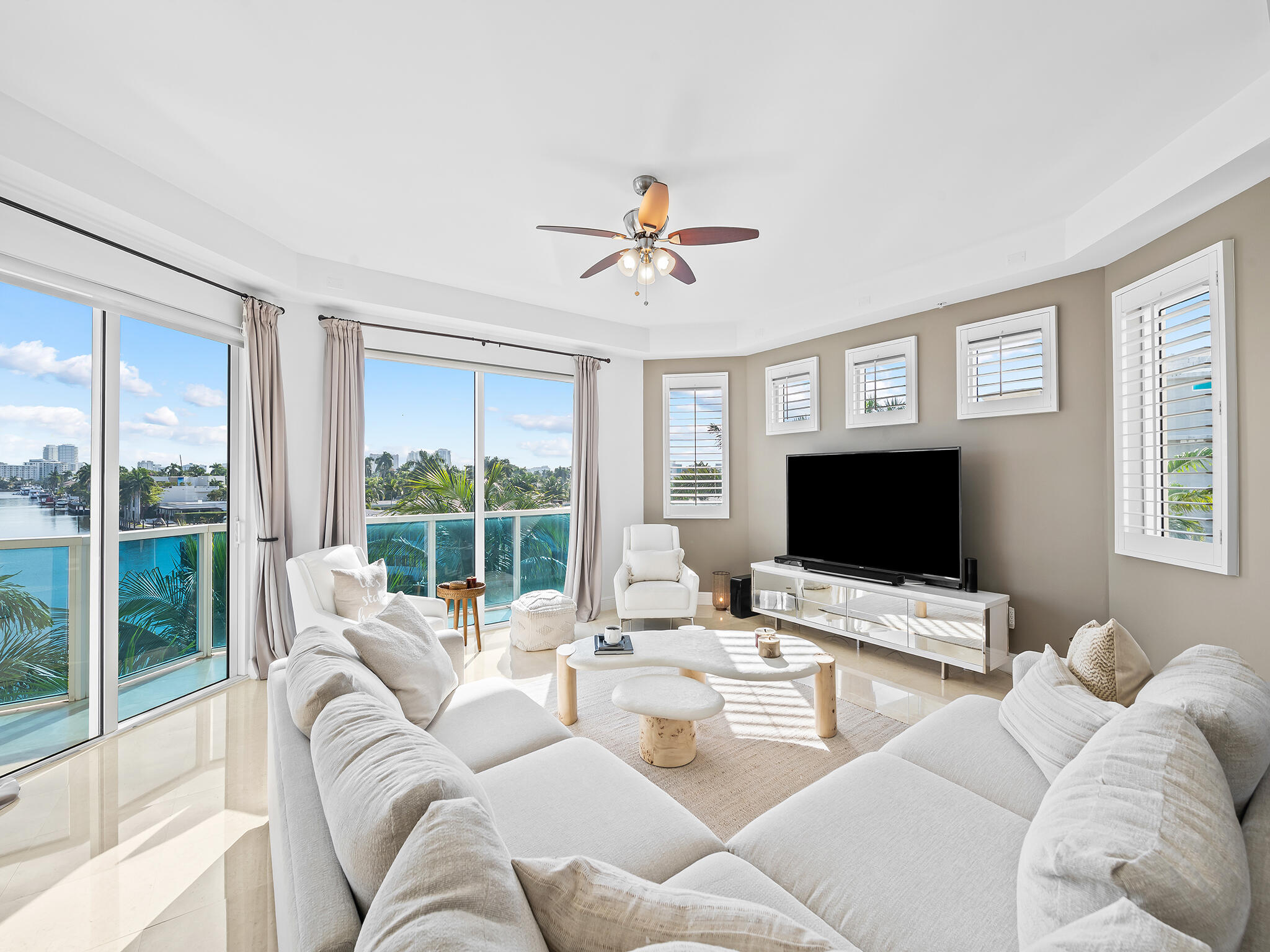 516 Hendricks Isle 4c Property Photo 8