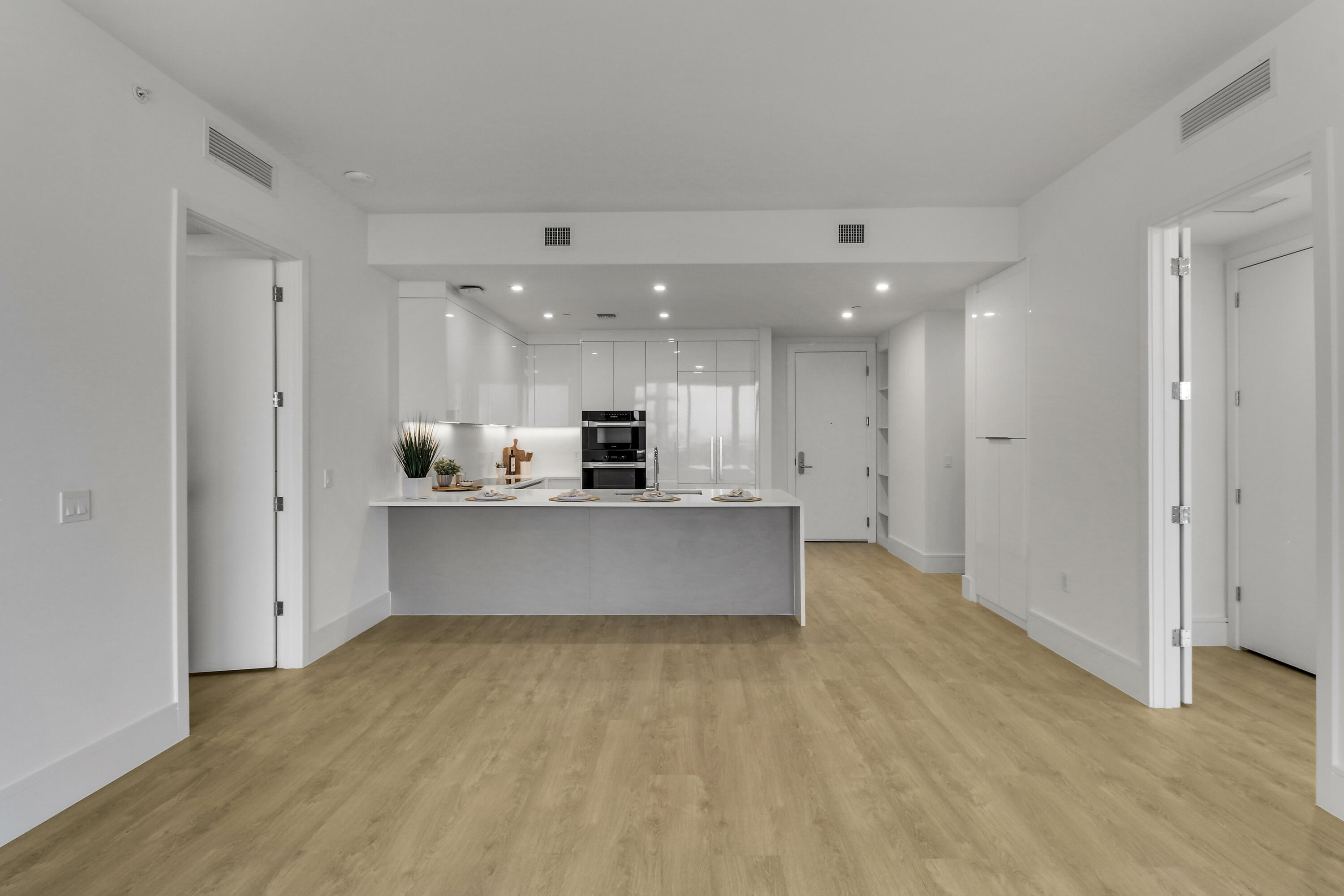 220 Lake Shore Drive 815 Property Photo 11