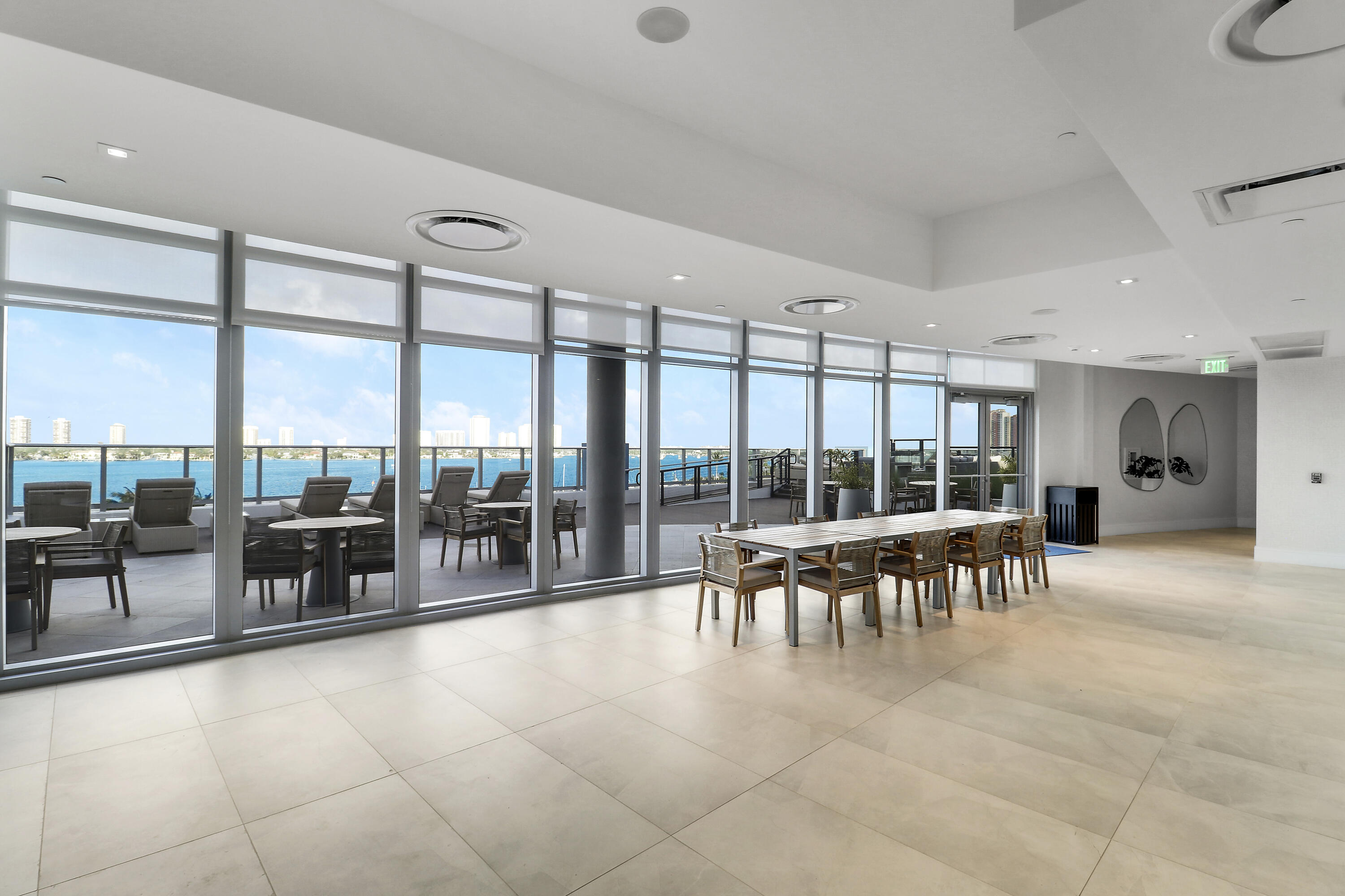 220 Lake Shore Drive 815 Property Photo 57
