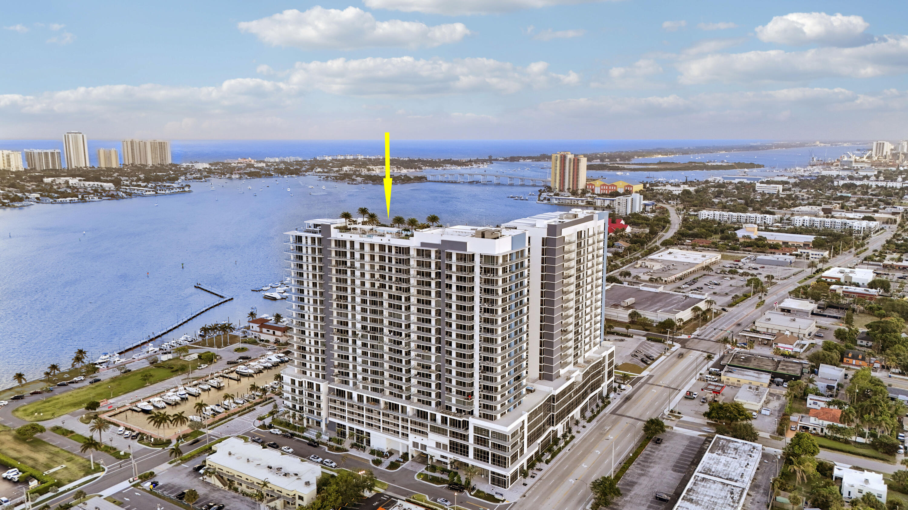 220 Lake Shore Drive 815 Property Photo 92