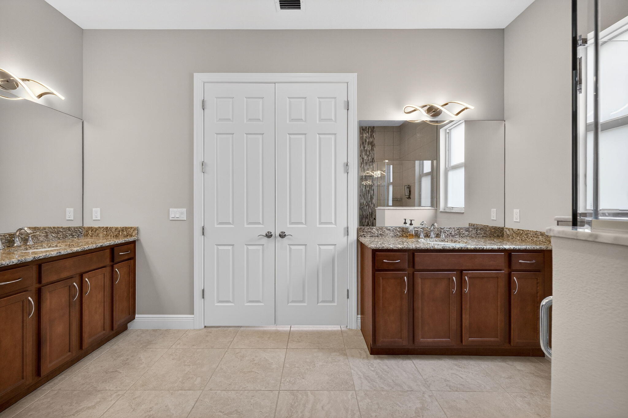 9318 Sw Miracoli Way Property Photo 30
