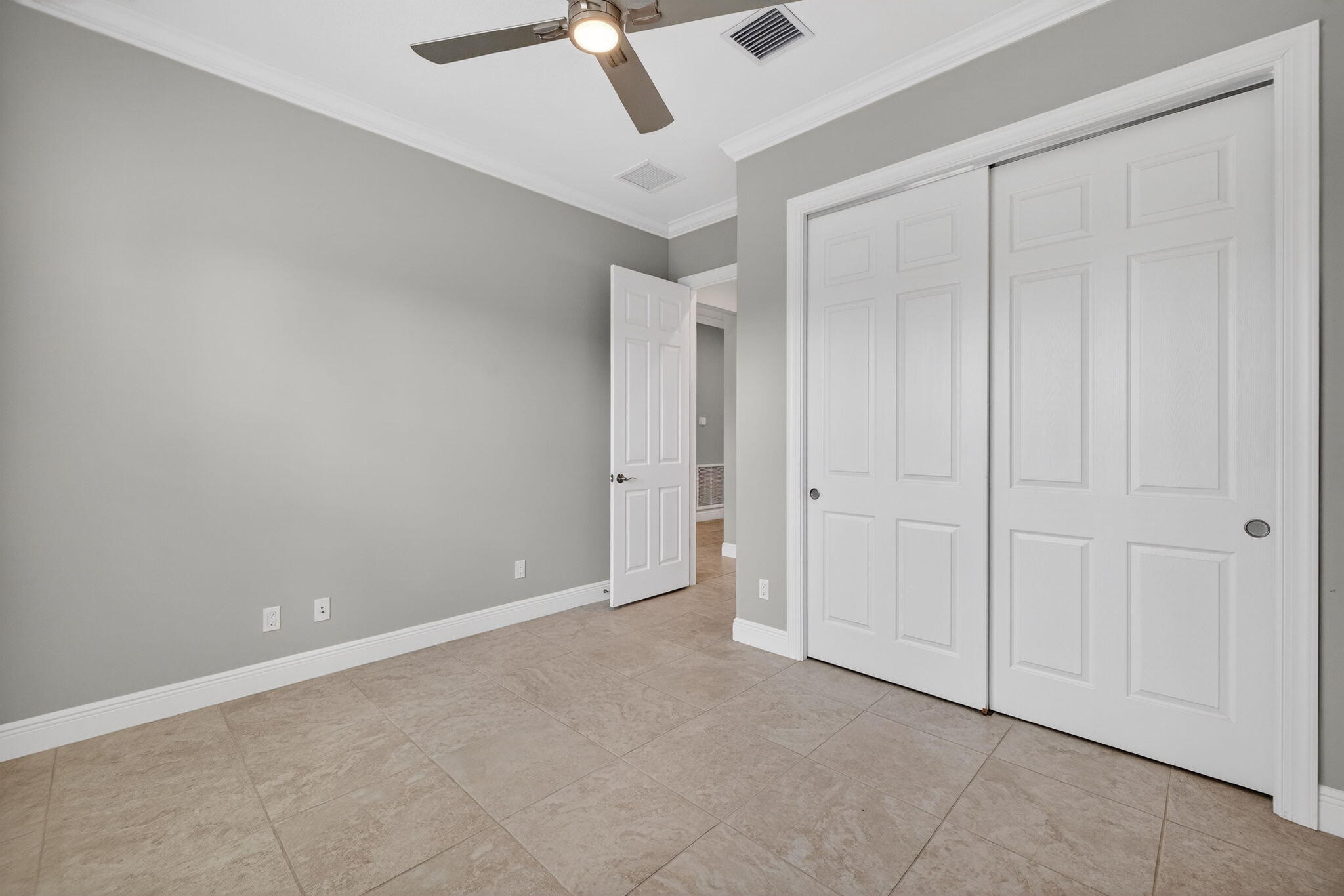 9318 Sw Miracoli Way Property Photo 36