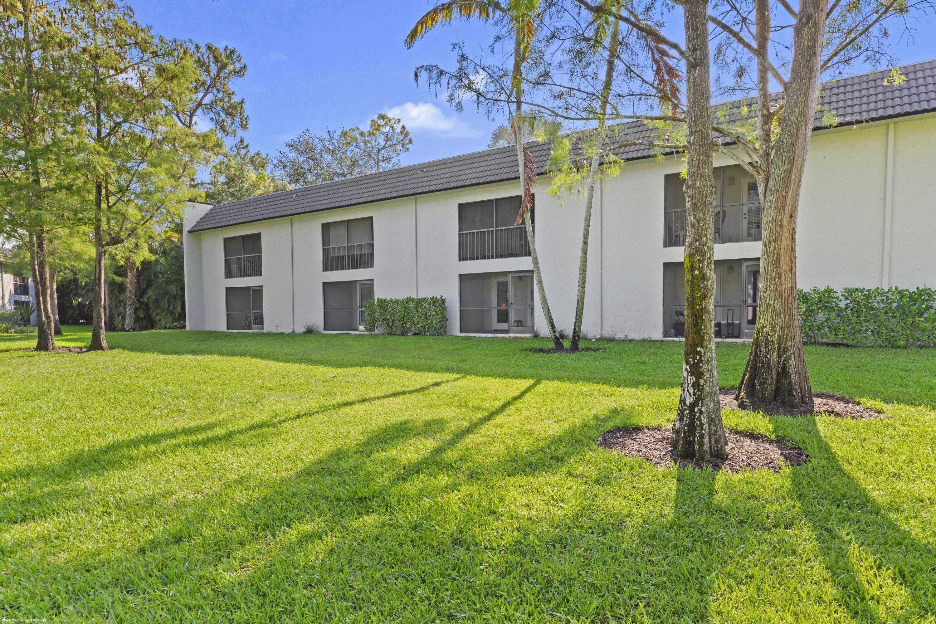 711 Forest Club Drive 108 Property Photo 17