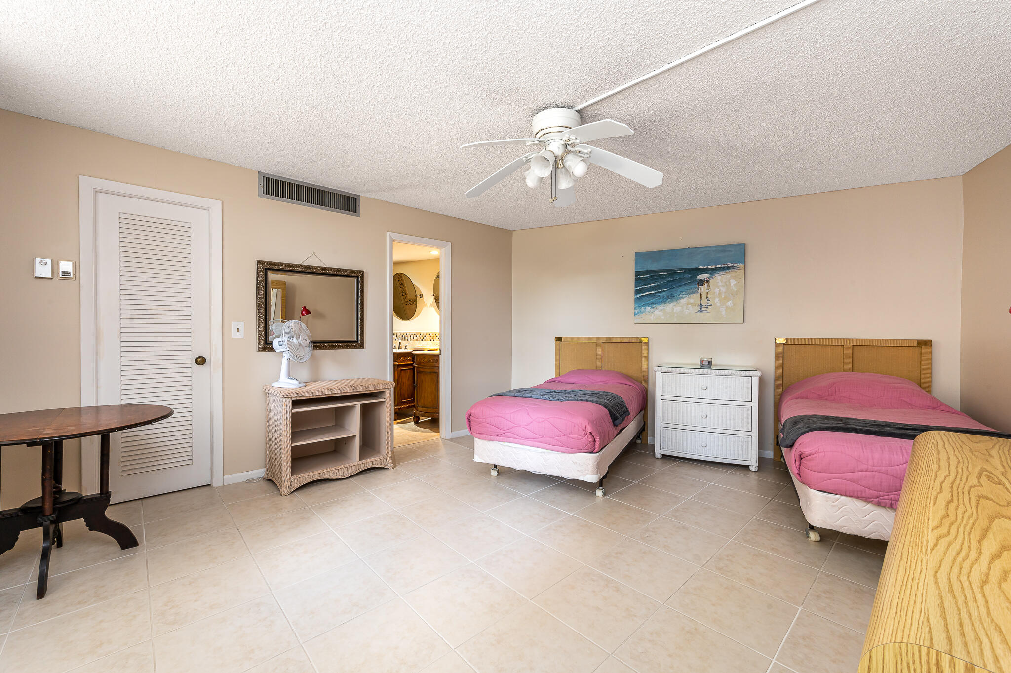 2800 N Ocean Drive A-2b Property Photo 7
