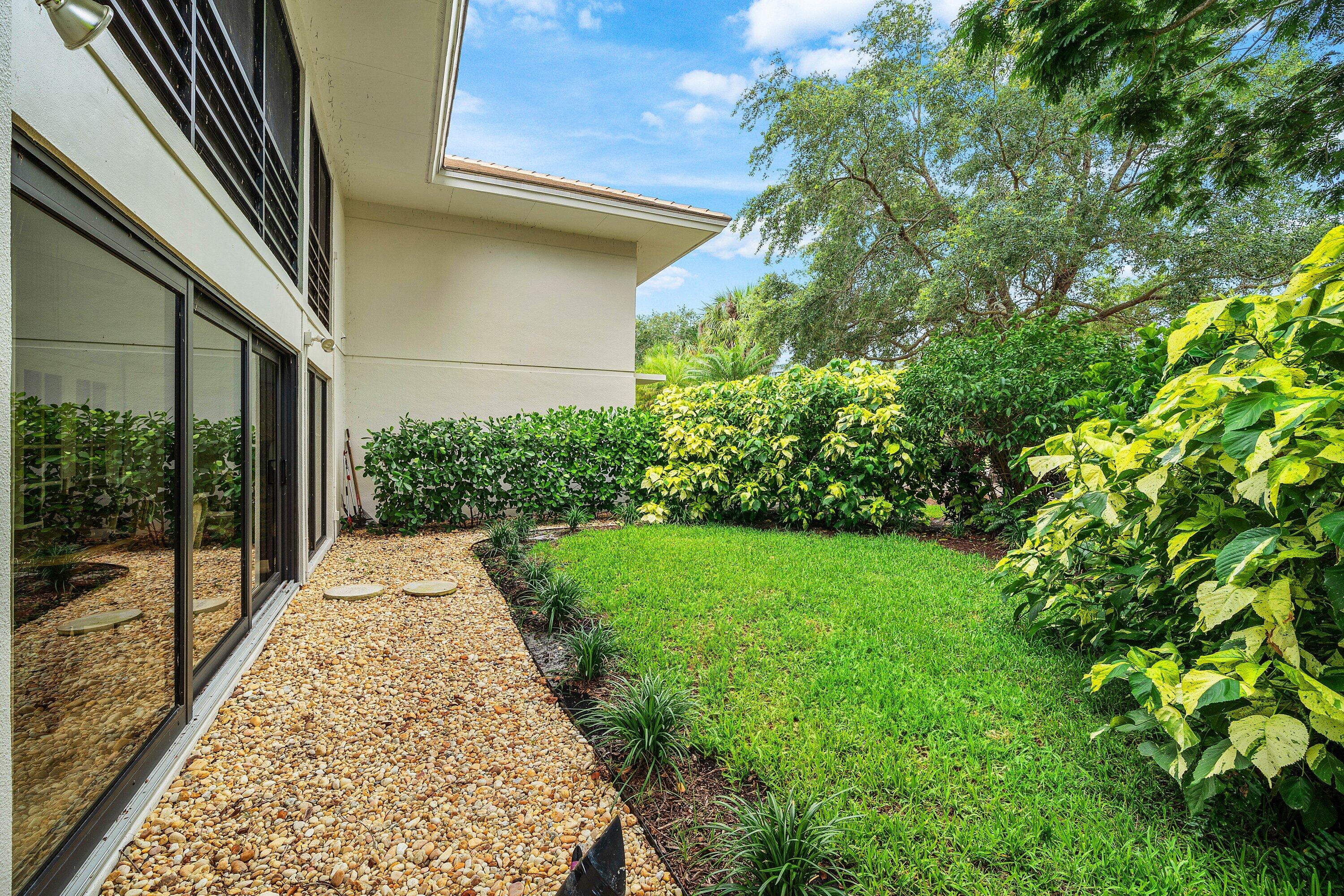 4233 A Quail Ridge Drive N Sandpiper Property Photo 27