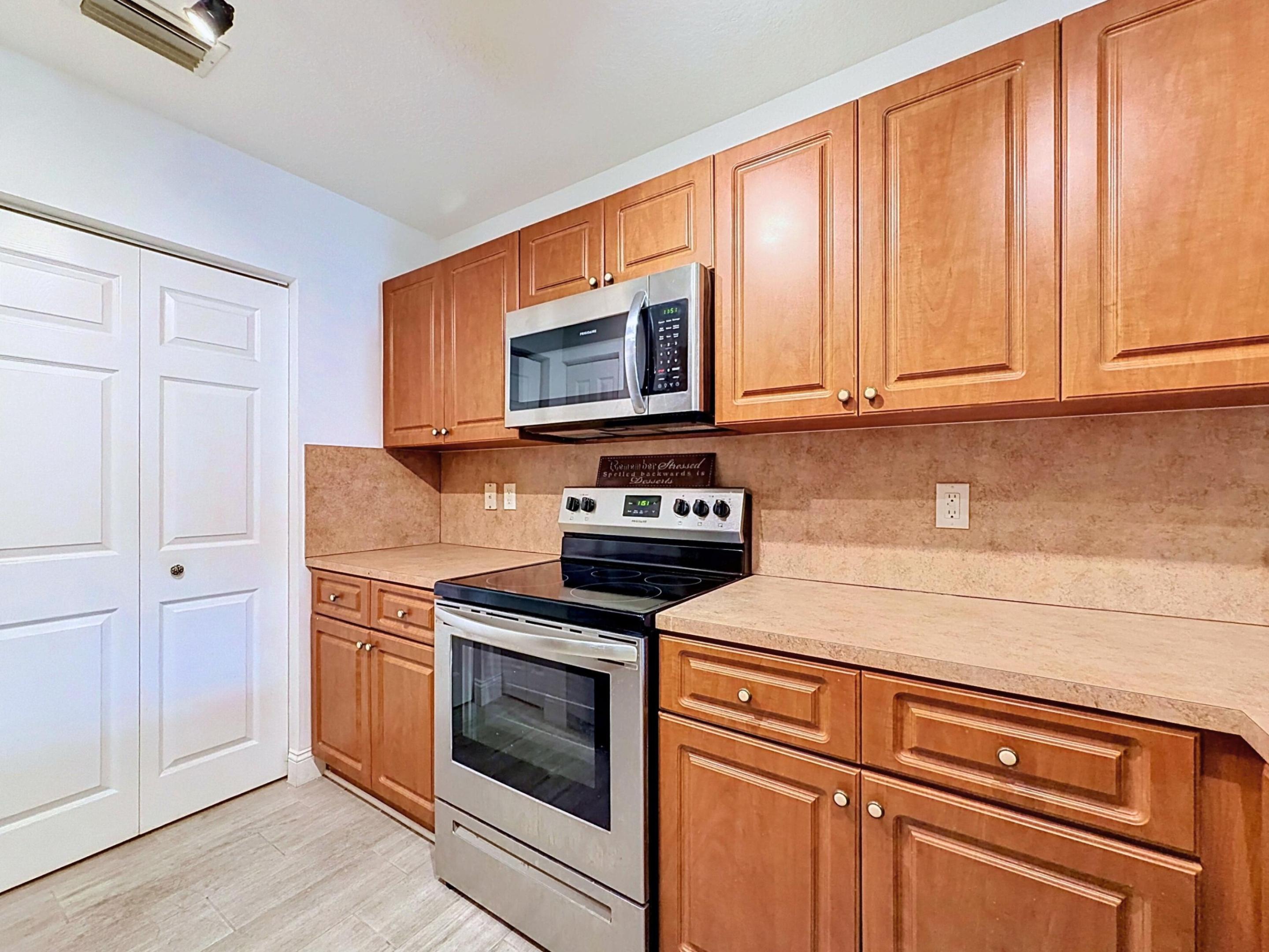 2154 Anchor Court Property Photo 8