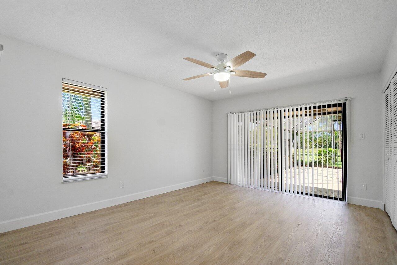 9405 Dundee Drive Property Photo 27