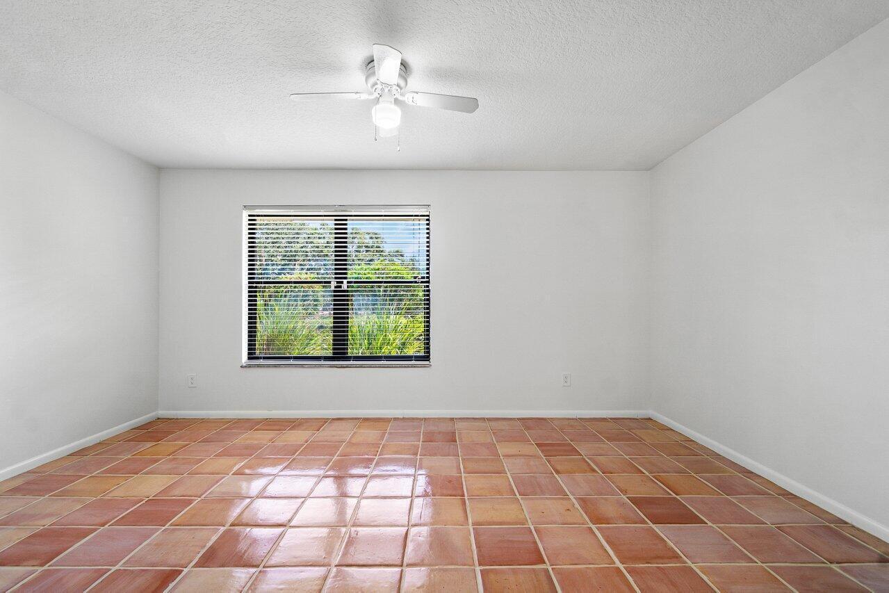 9405 Dundee Drive Property Photo 31