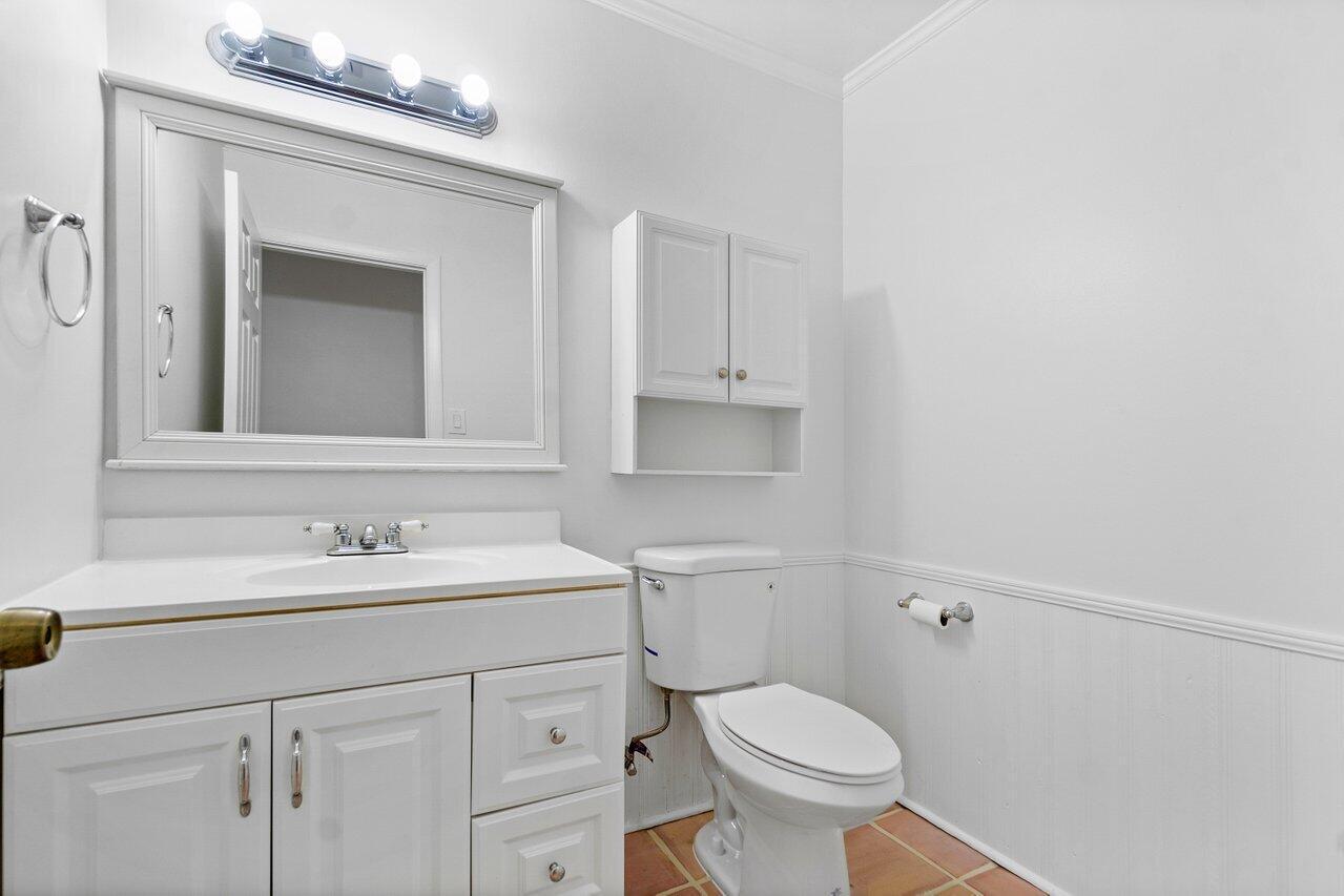 9405 Dundee Drive Property Photo 32