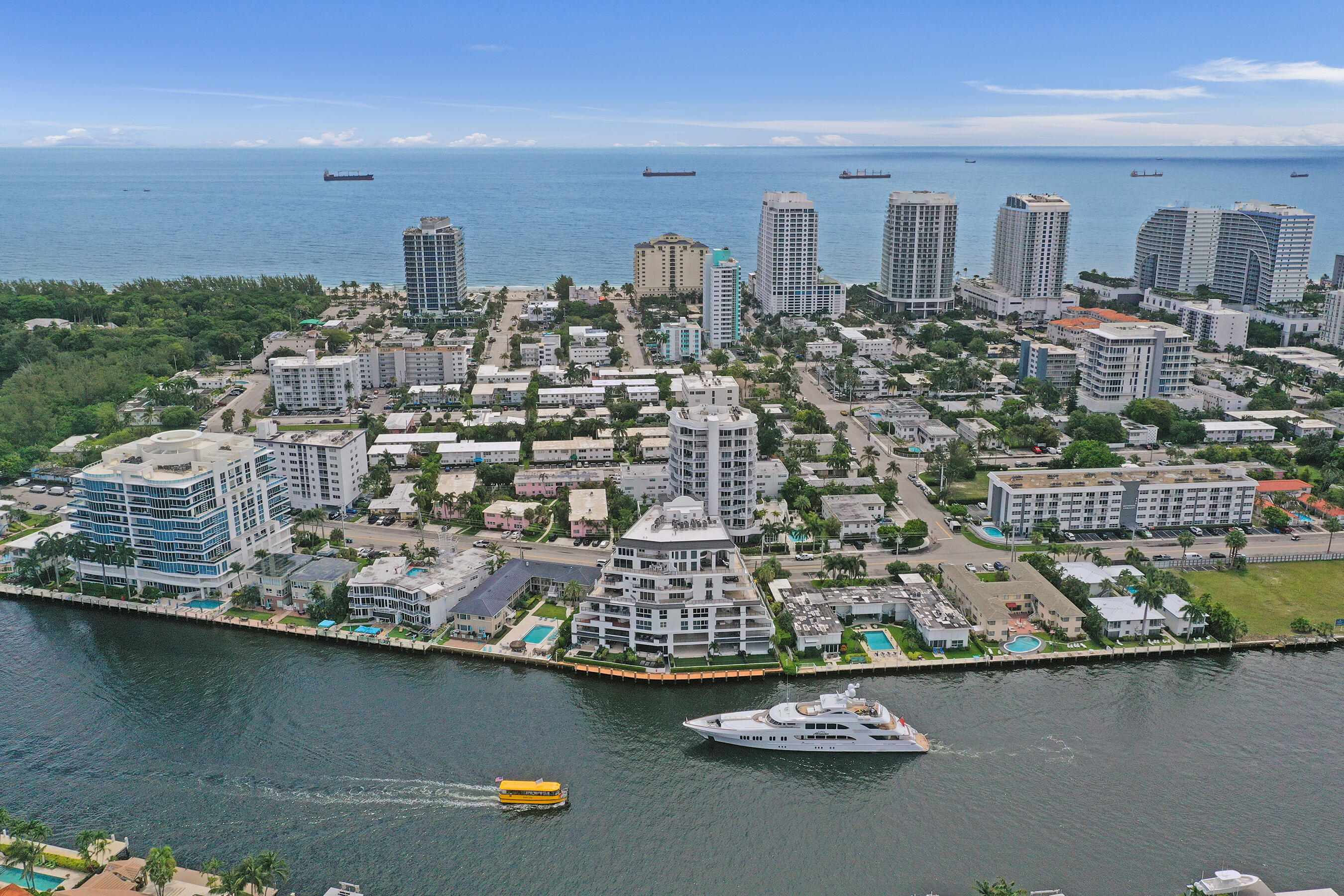 615 Bayshore Drive 402