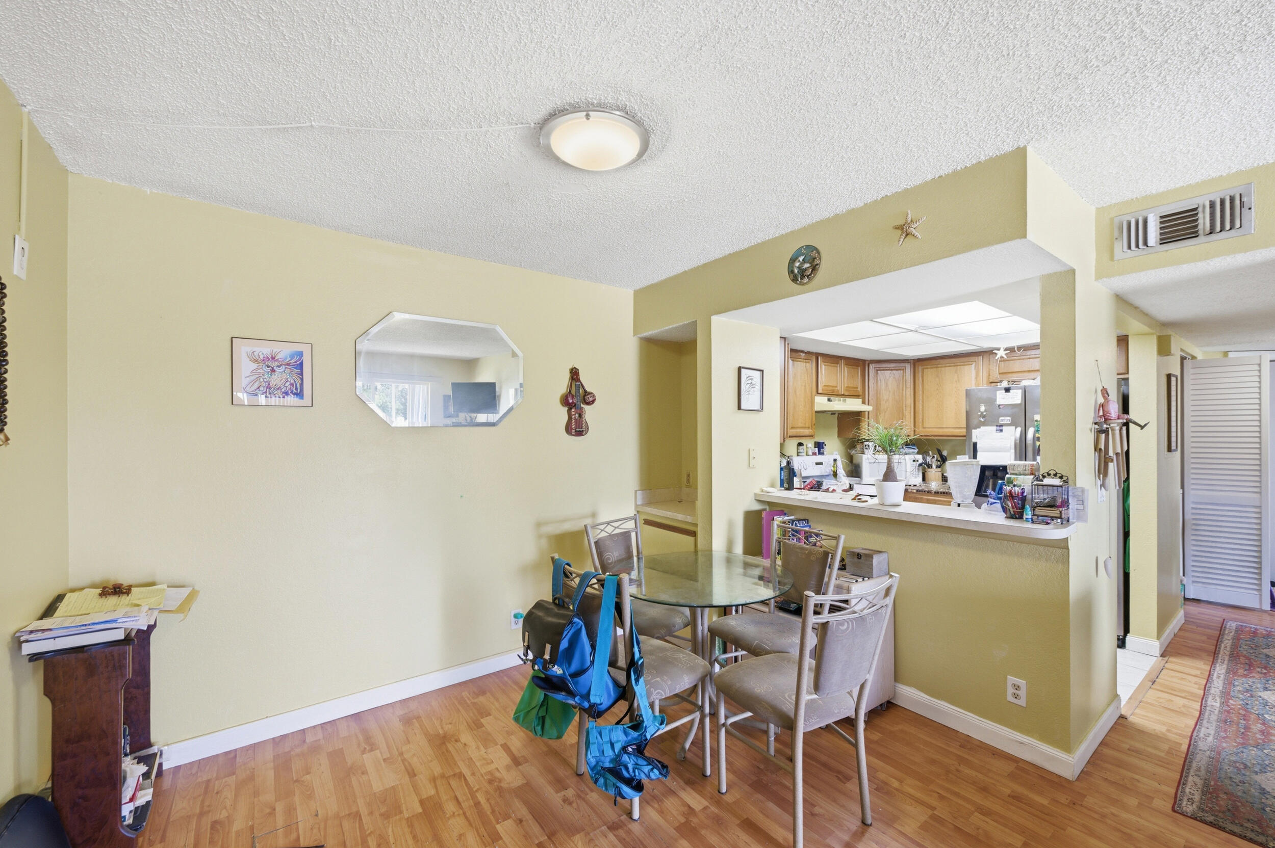 1530 Se Royal Green Circle 204 Property Photo 23