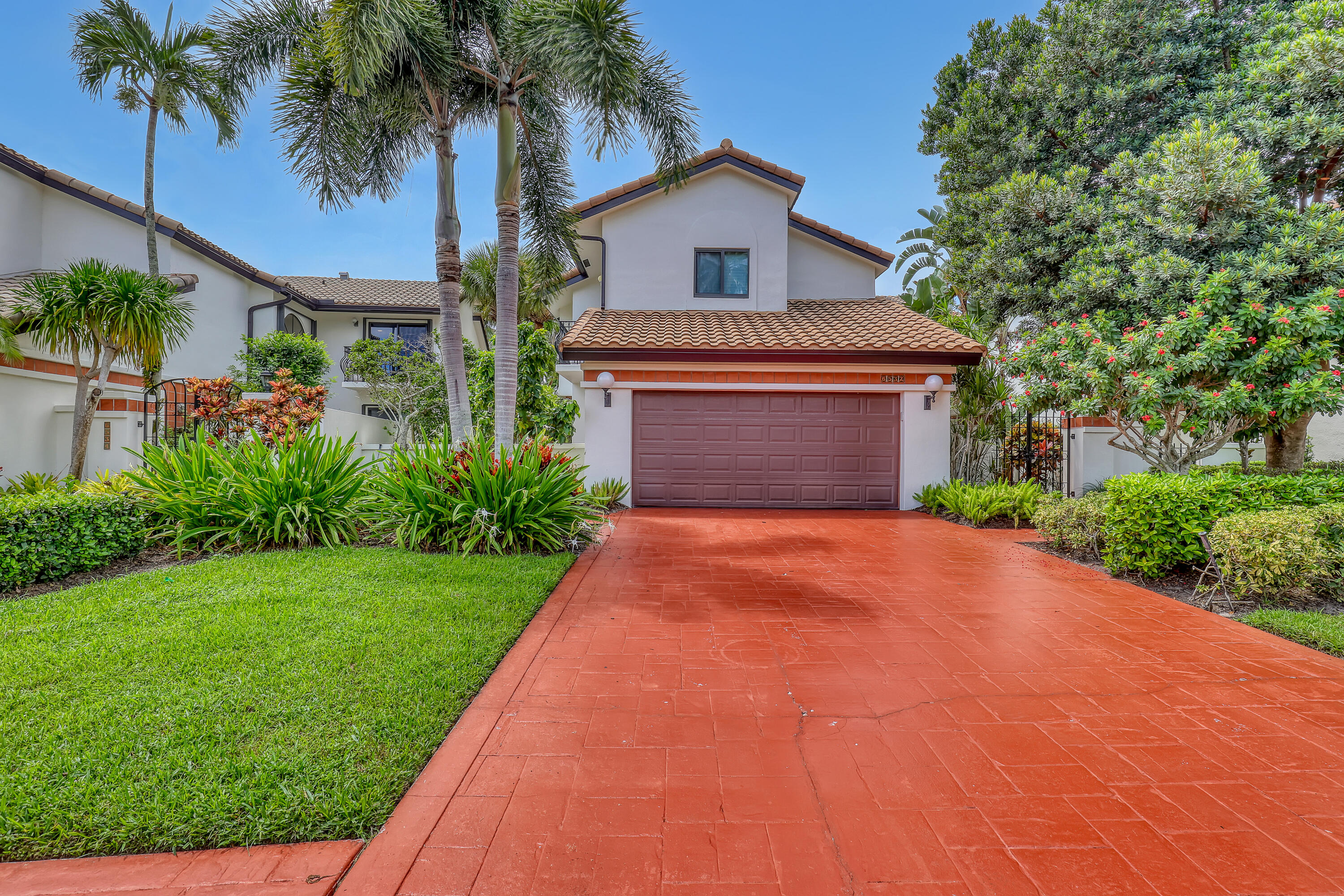 6532 Via Rosa Property Photo 1