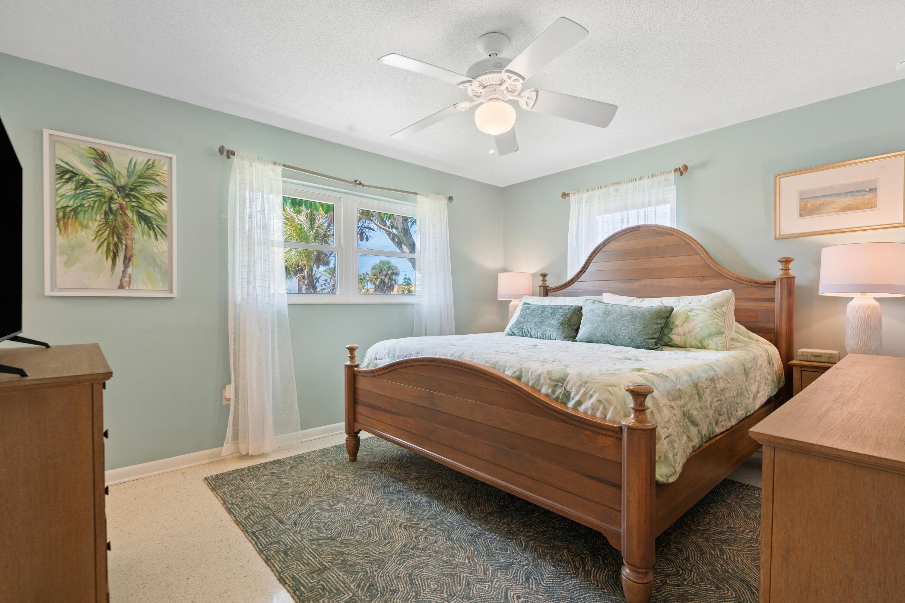 1621 Frances Avenue Property Photo 17