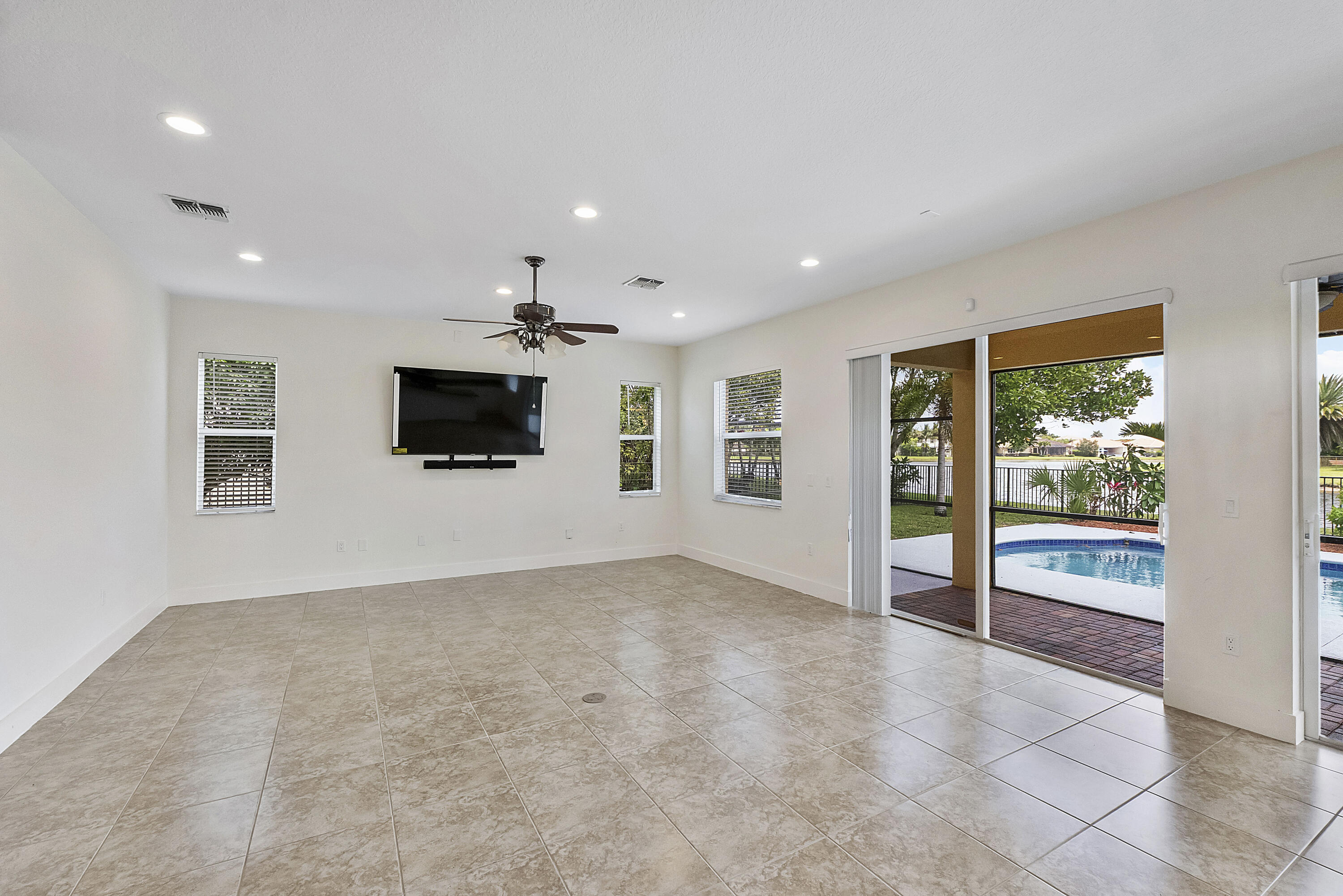 2392 Bellarosa Circle Property Photo 37