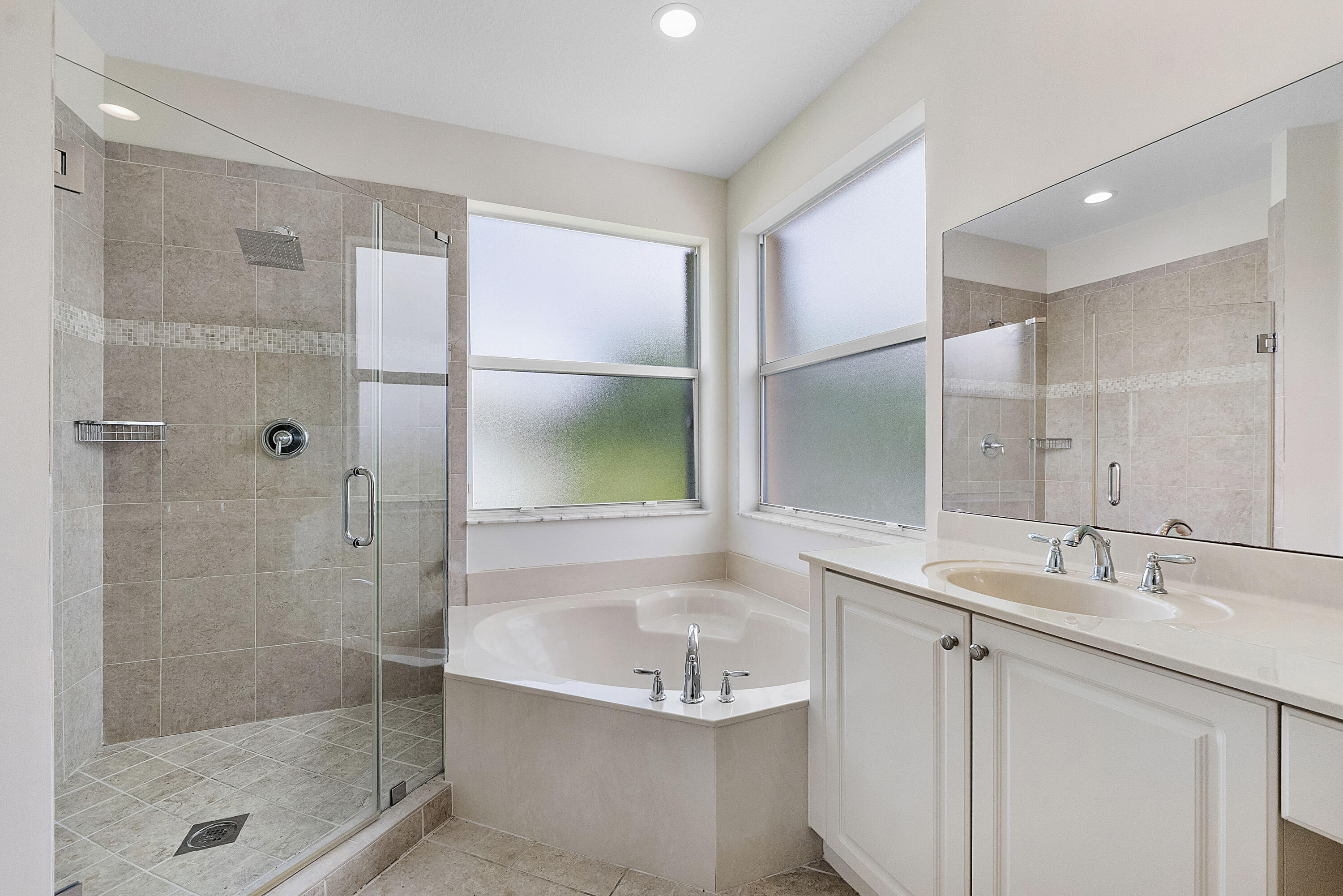 2392 Bellarosa Circle Property Photo 47