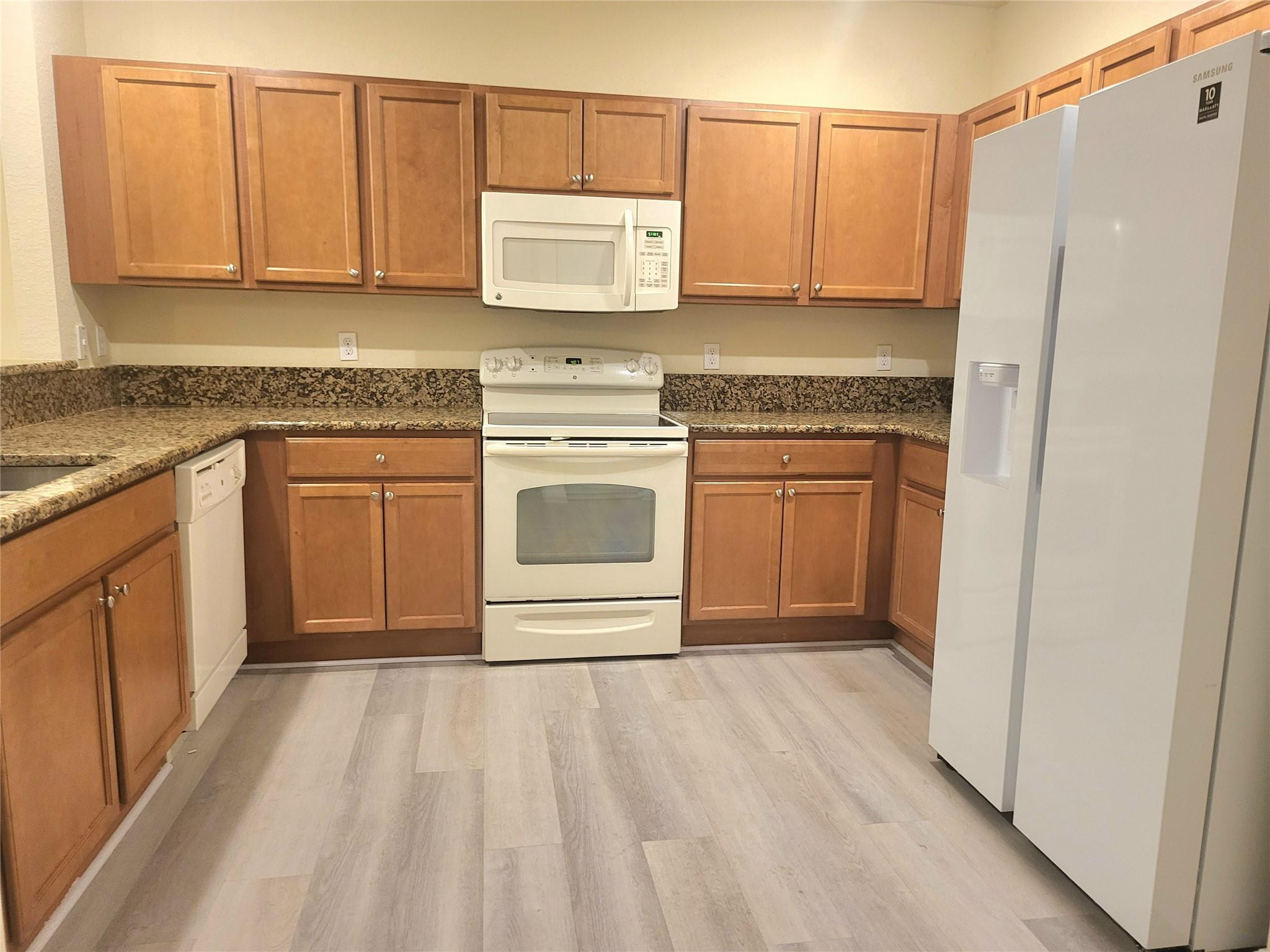 4658 Monarch Way Property Photo 13