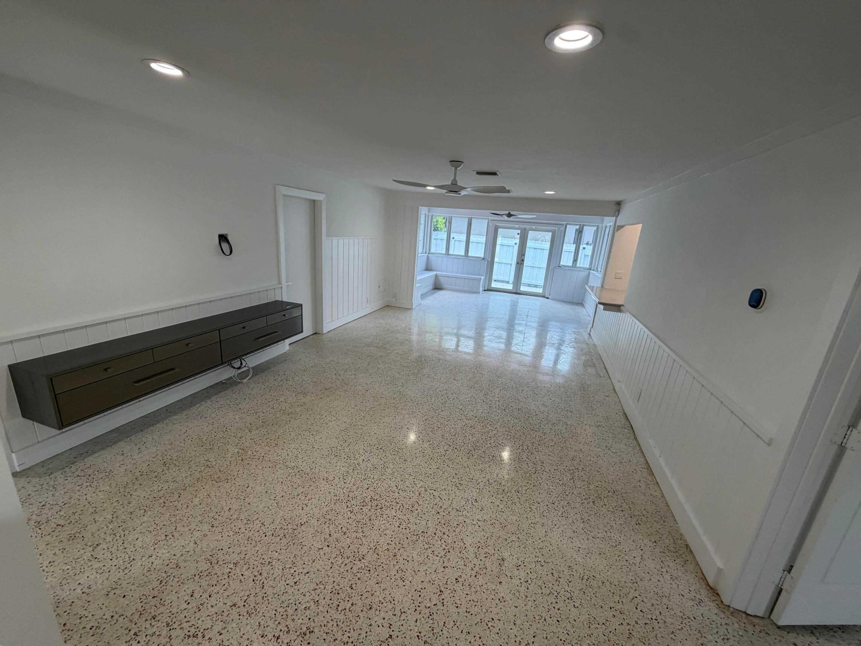 204 S Seacrest Circle Property Photo 13