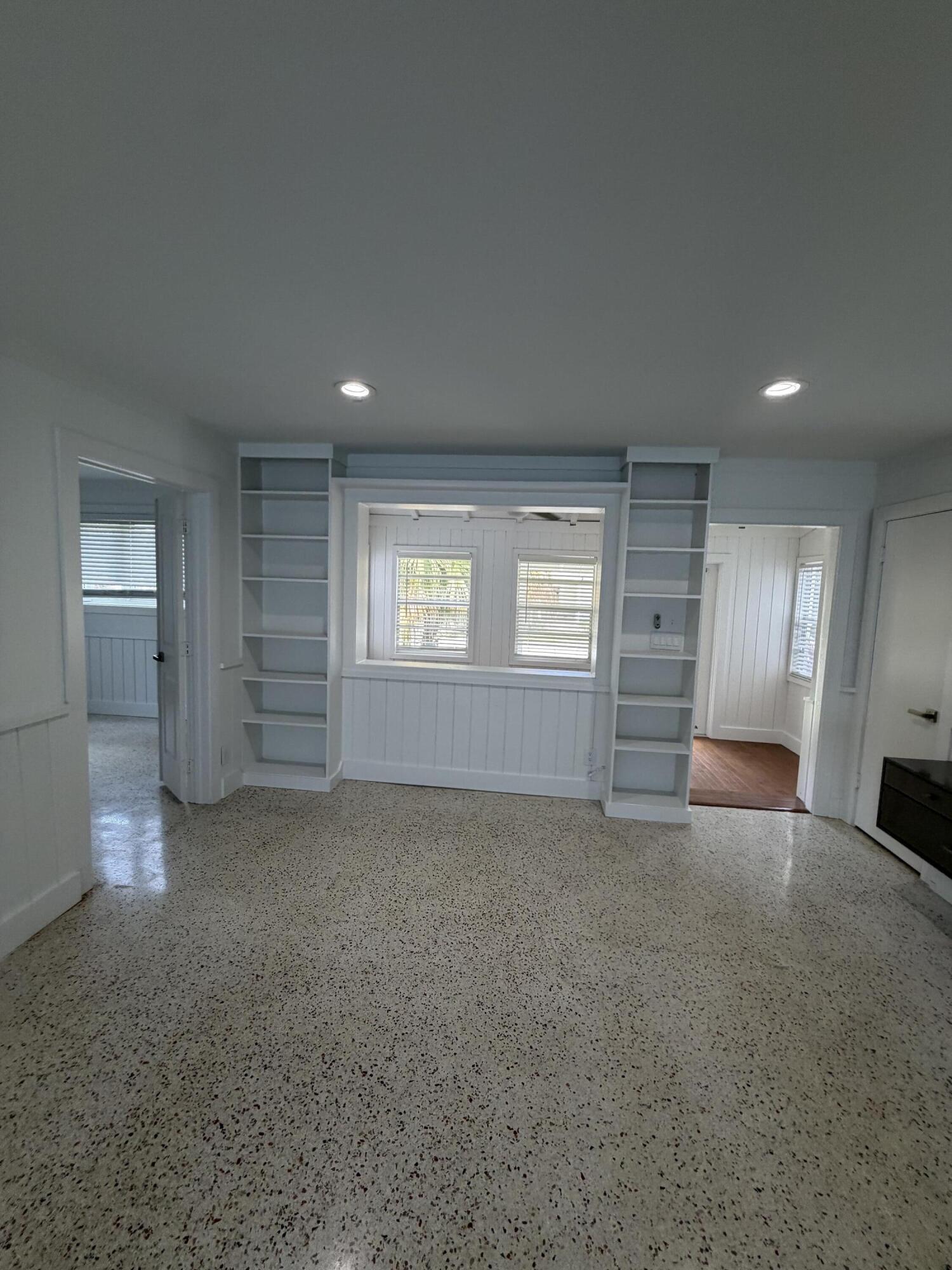 204 S Seacrest Circle Property Photo 15
